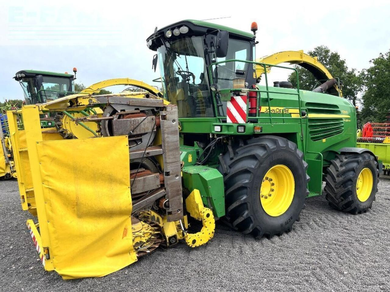 John Deere 7350 prodrive, allrad, 40 km/h, kemper 360, pick - Кормоуборочный комбайн: фото 1 John Deere 7350 prodrive, allrad, 40 km/h, kemper 360, pick - Кормоуборочный комбайн: фото 1