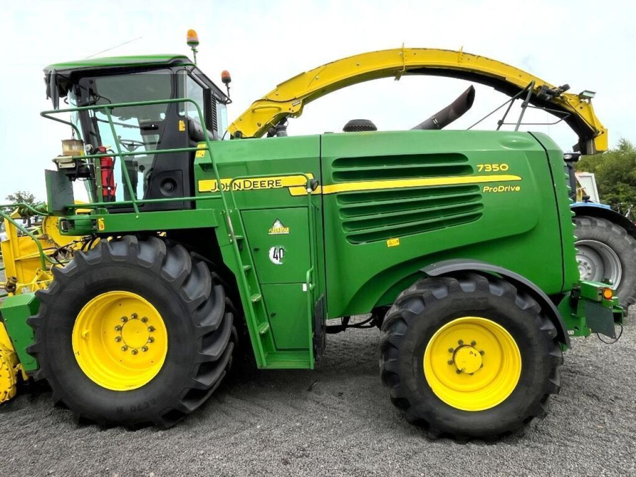 John Deere 7350 prodrive, allrad, 40 km/h, kemper 360, pick - Кормоуборочный комбайн: фото 3 John Deere 7350 prodrive, allrad, 40 km/h, kemper 360, pick - Кормоуборочный комбайн: фото 3