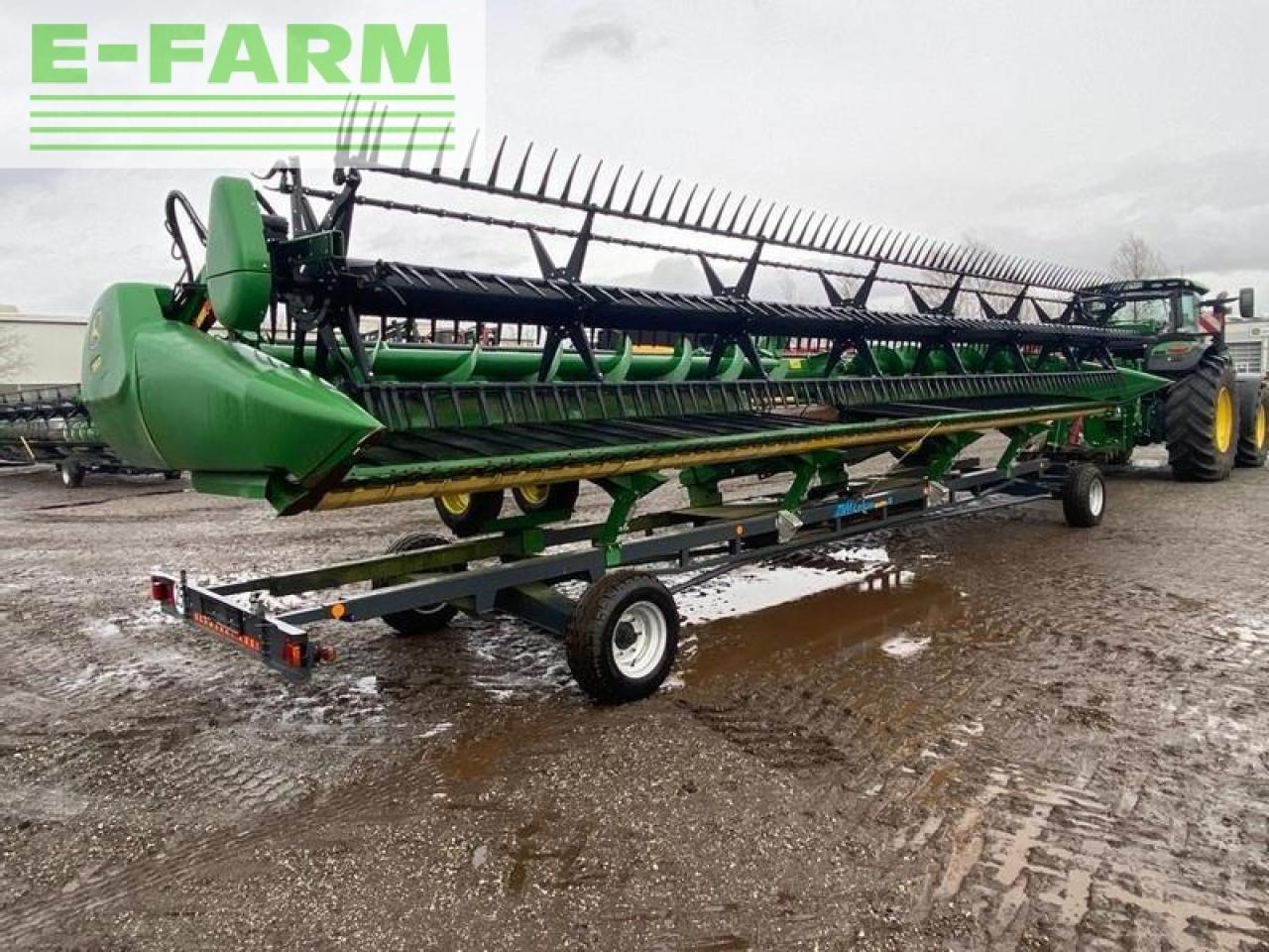 John Deere 735d (10,66m) - Жатка зерновая: фото 3 John Deere 735d (10,66m) - Жатка зерновая: фото 3