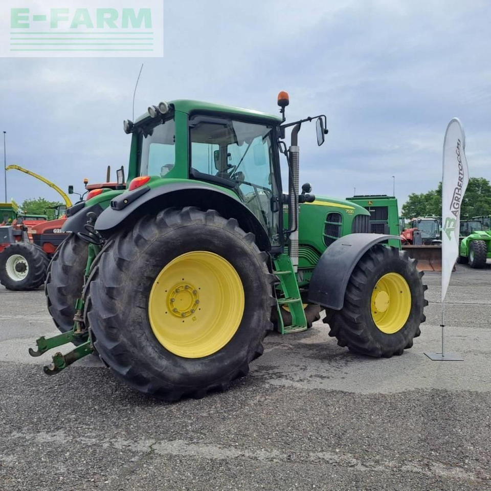 John Deere 7530 premium - Трактор: фото 3 John Deere 7530 premium - Трактор: фото 3