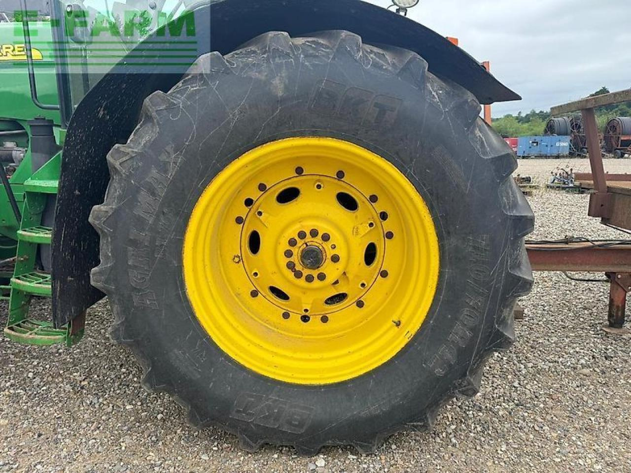 John Deere 7920 - Трактор: фото 4 John Deere 7920 - Трактор: фото 4
