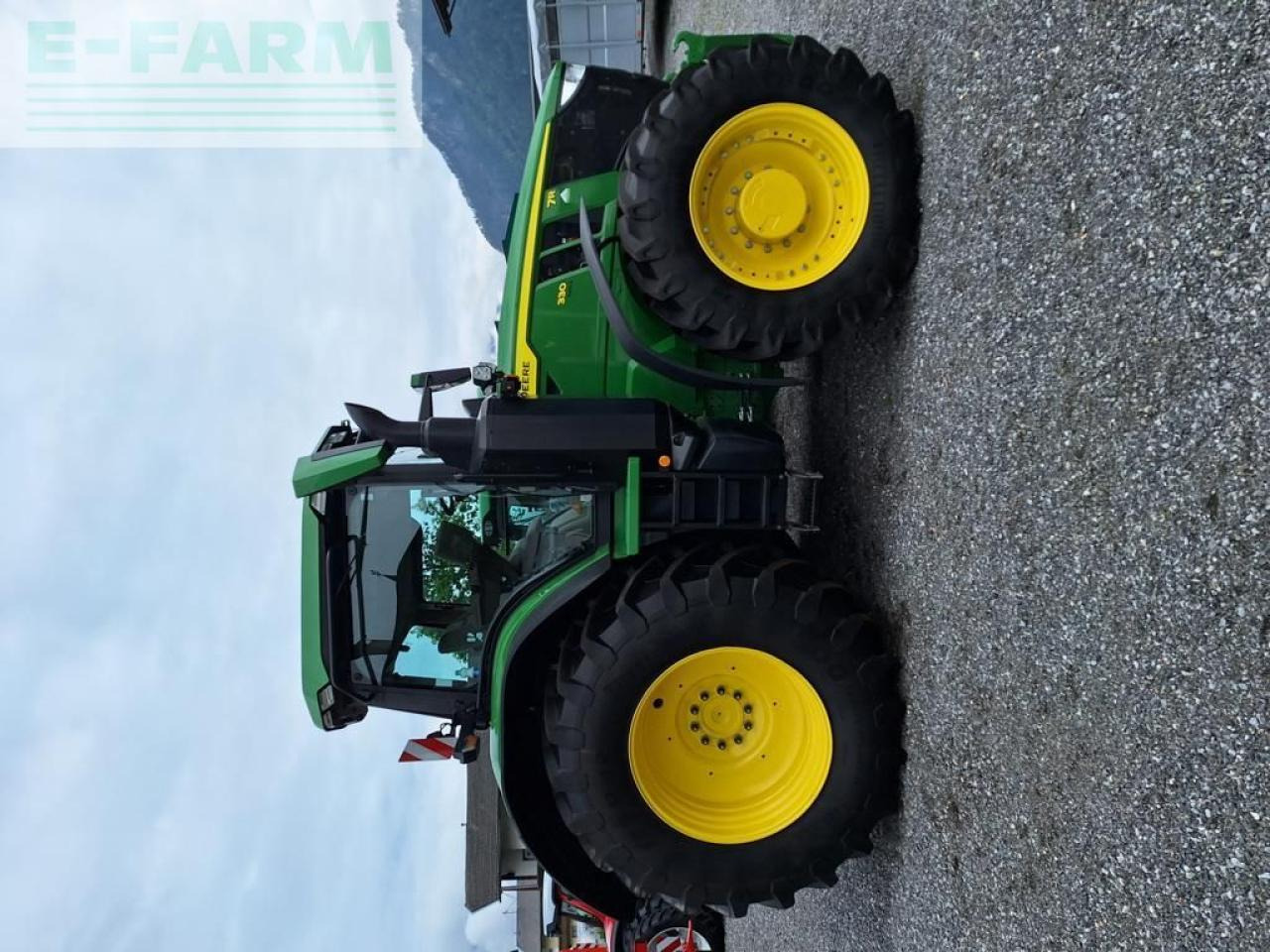 John Deere 7R 330 - Трактор: фото 5 John Deere 7R 330 - Трактор: фото 5