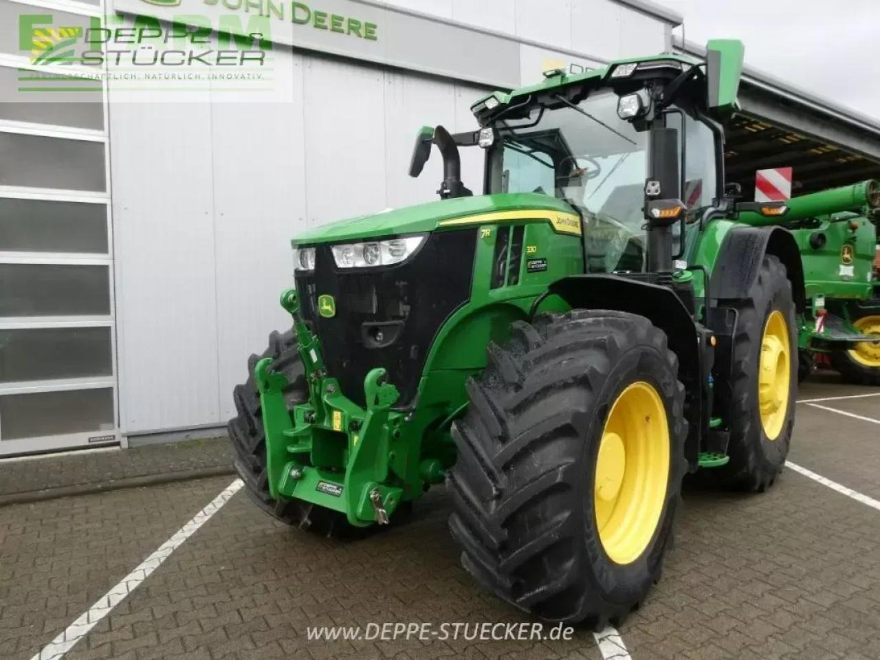 John Deere 7r 330 - Трактор: фото 1 John Deere 7r 330 - Трактор: фото 1