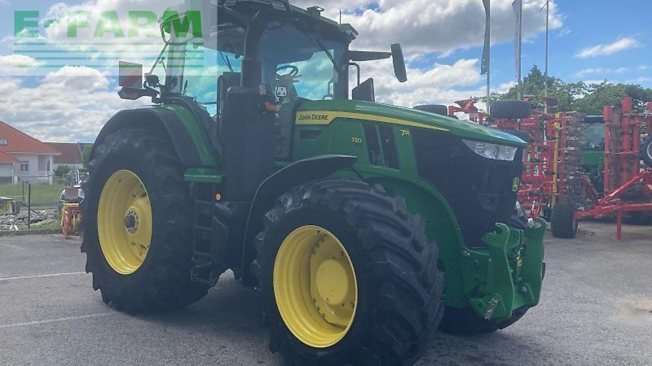 John Deere 7r 330 - Трактор: фото 2 John Deere 7r 330 - Трактор: фото 2