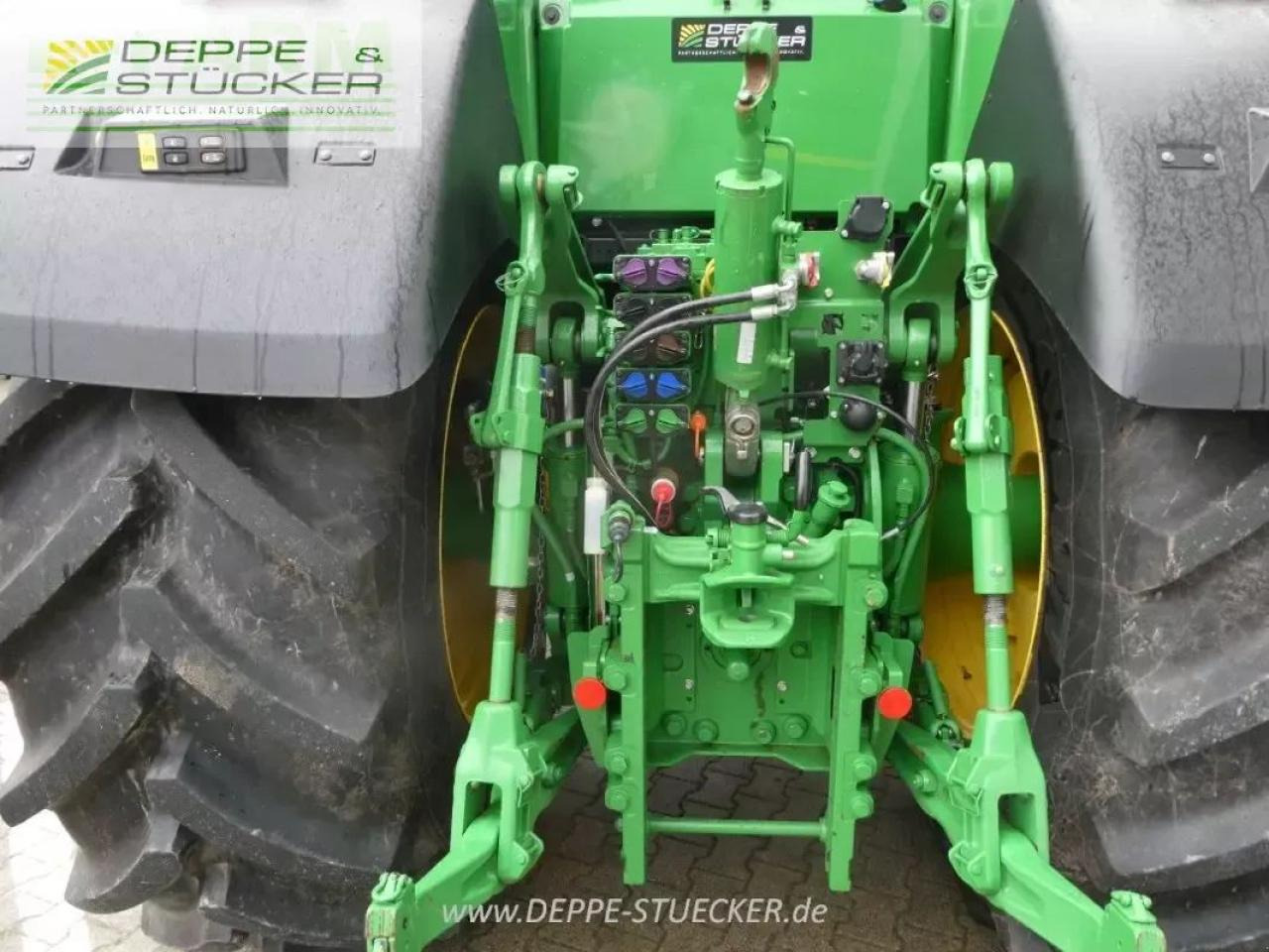 John Deere 7r 330 - Трактор: фото 5 John Deere 7r 330 - Трактор: фото 5