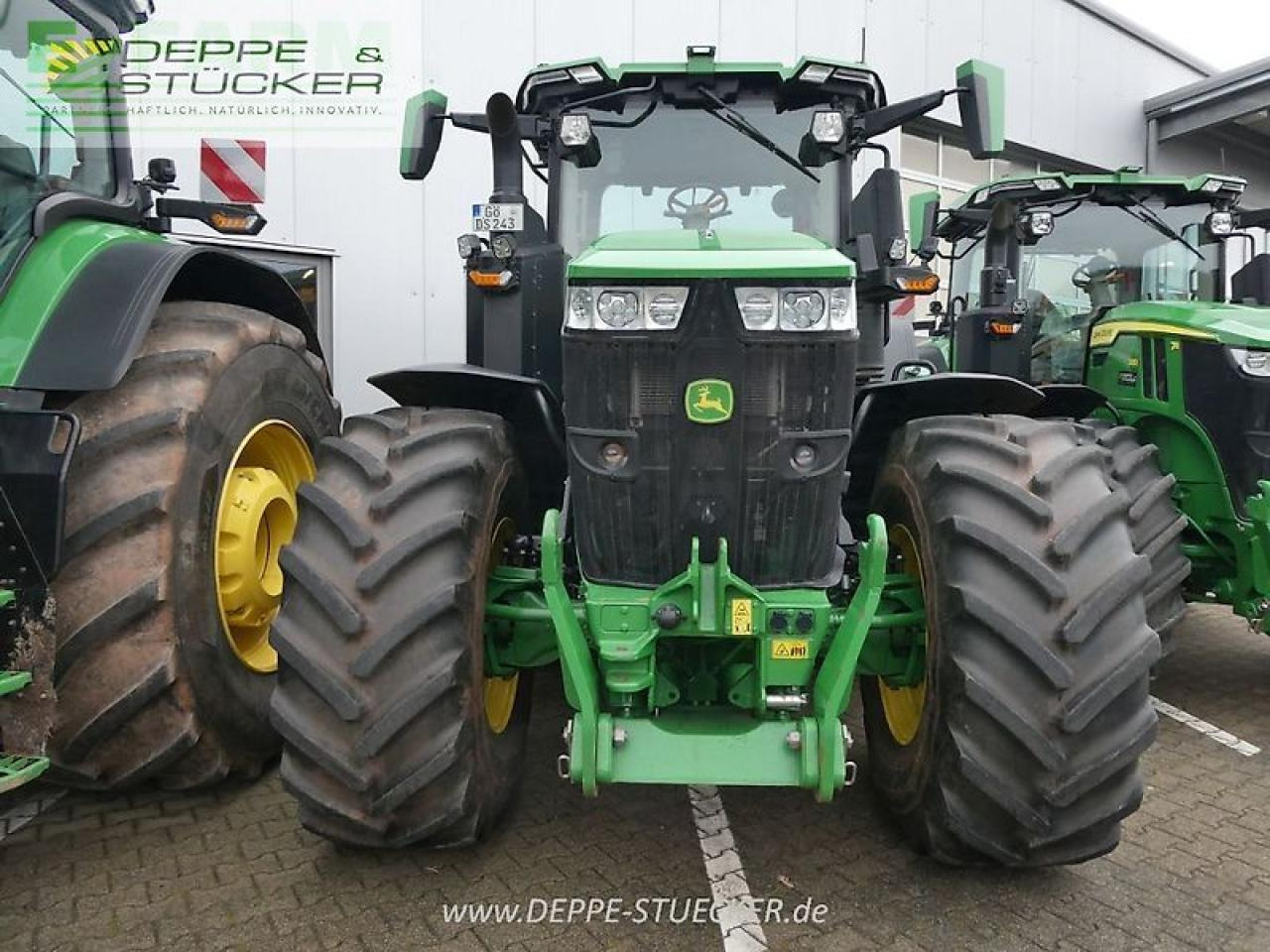 John Deere 7r 330 - Трактор: фото 4 John Deere 7r 330 - Трактор: фото 4