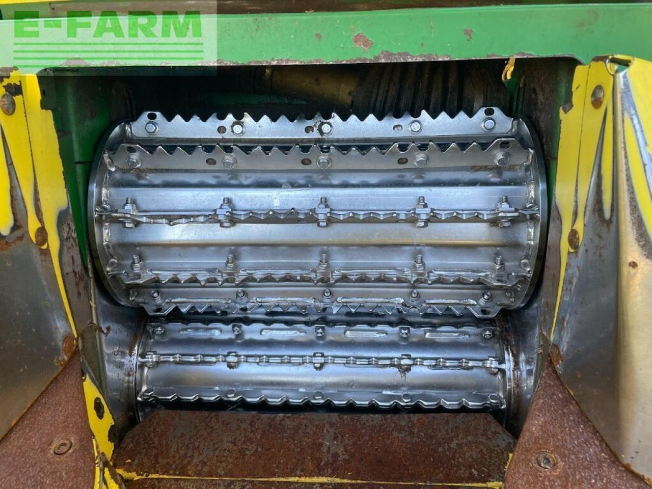 Кормоуборочный комбайн John Deere 8300: фото 10