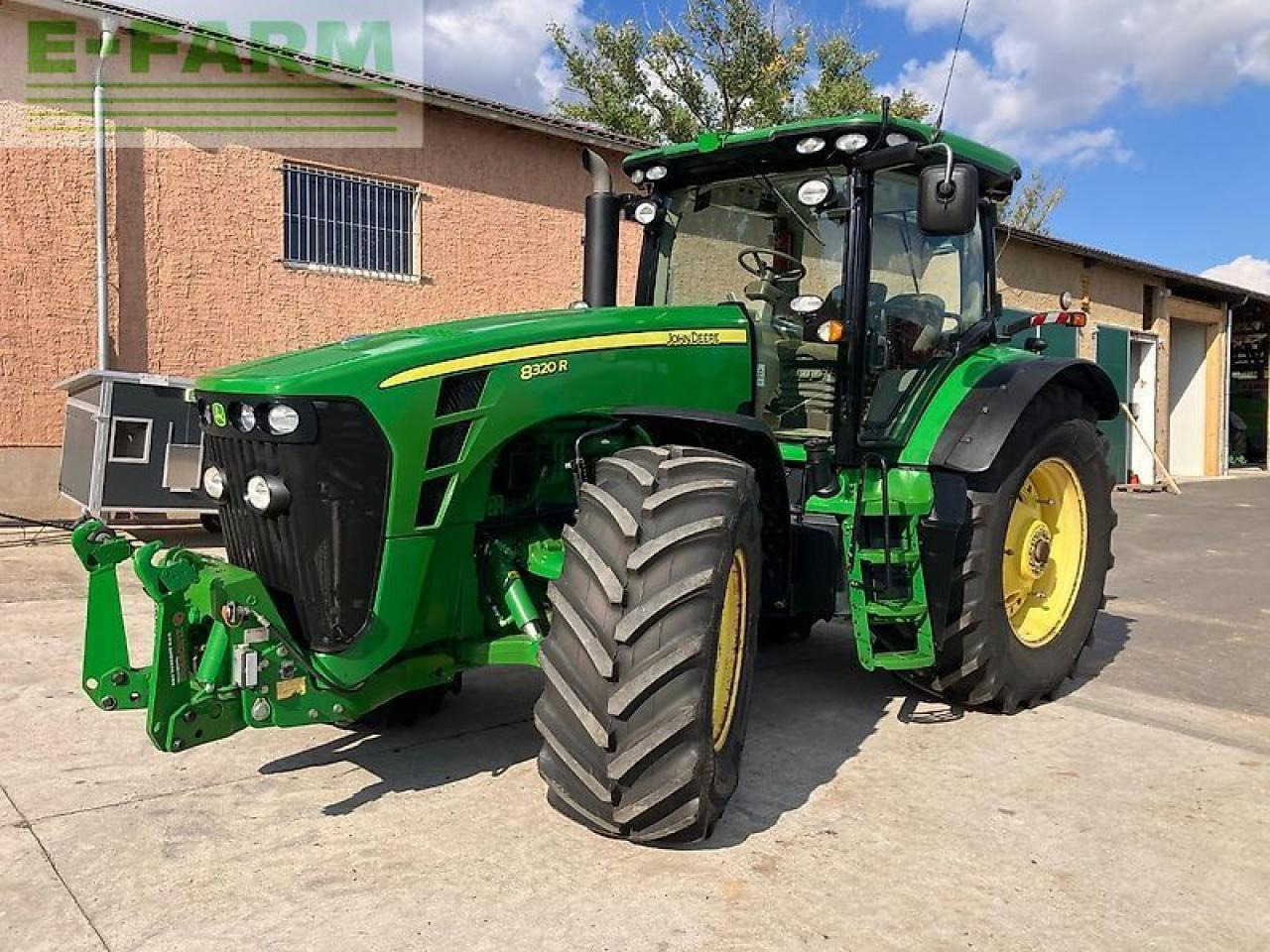 John Deere 8320r *powr shift* - Трактор: фото 2 John Deere 8320r *powr shift* - Трактор: фото 2