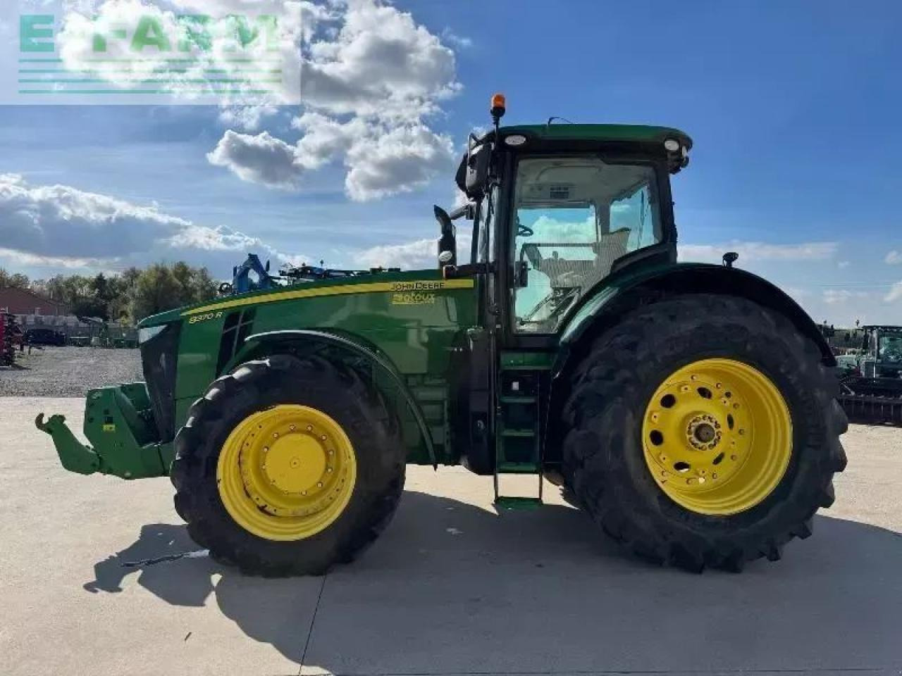 John Deere 8370r - Трактор: фото 2 John Deere 8370r - Трактор: фото 2