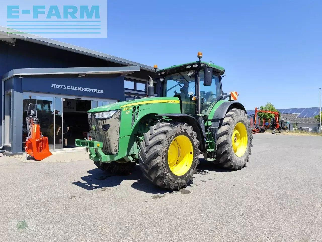 John Deere 8370r - Трактор: фото 3 John Deere 8370r - Трактор: фото 3