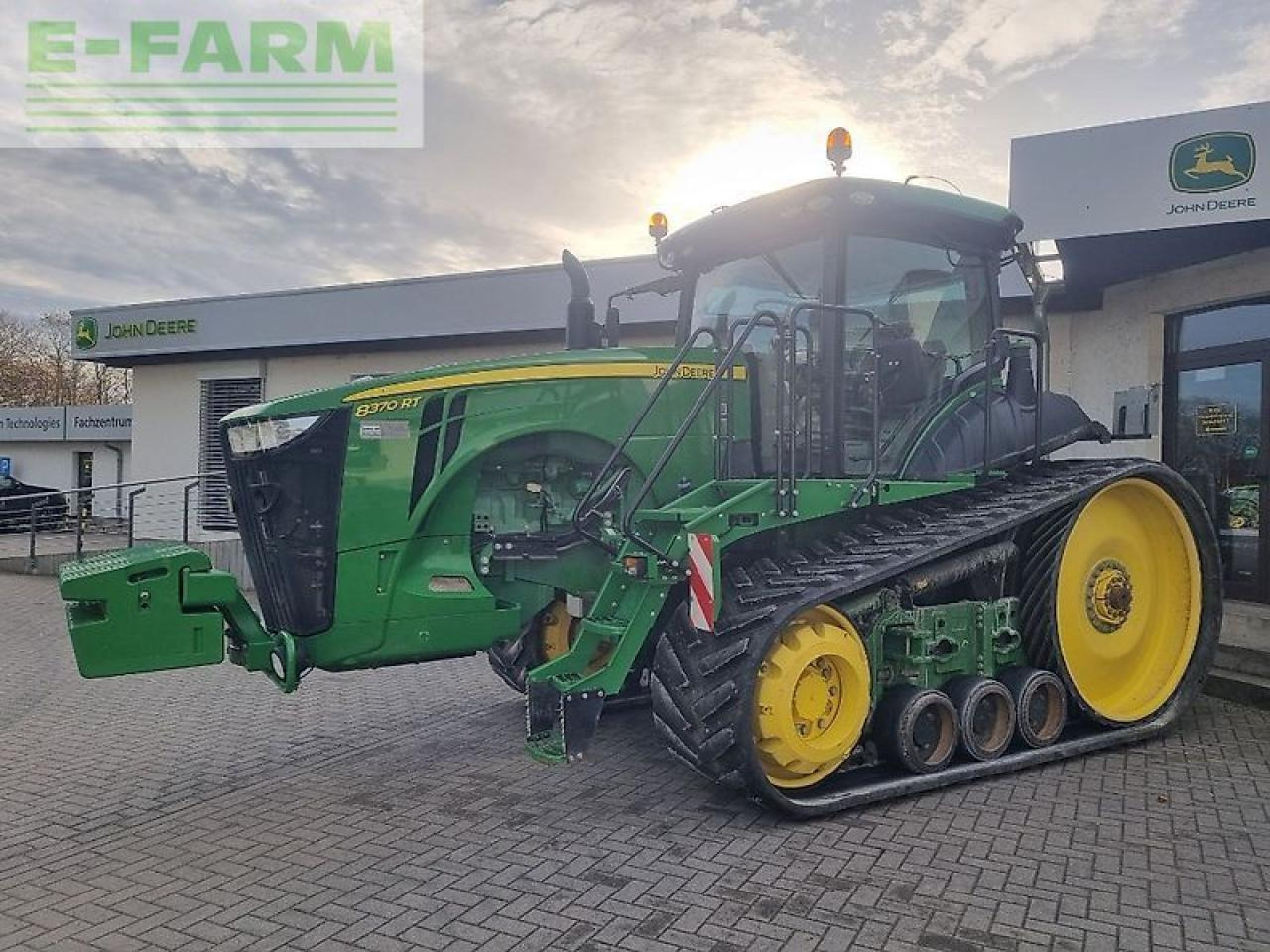 John Deere 8370rt my18 e23 40 - Гусеничный трактор: фото 1 John Deere 8370rt my18 e23 40 - Гусеничный трактор: фото 1