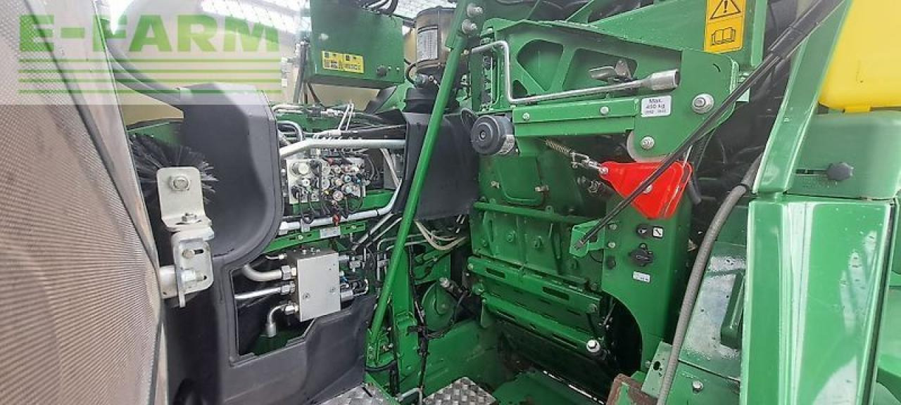Кормоуборочный комбайн John Deere 8400: фото 13
