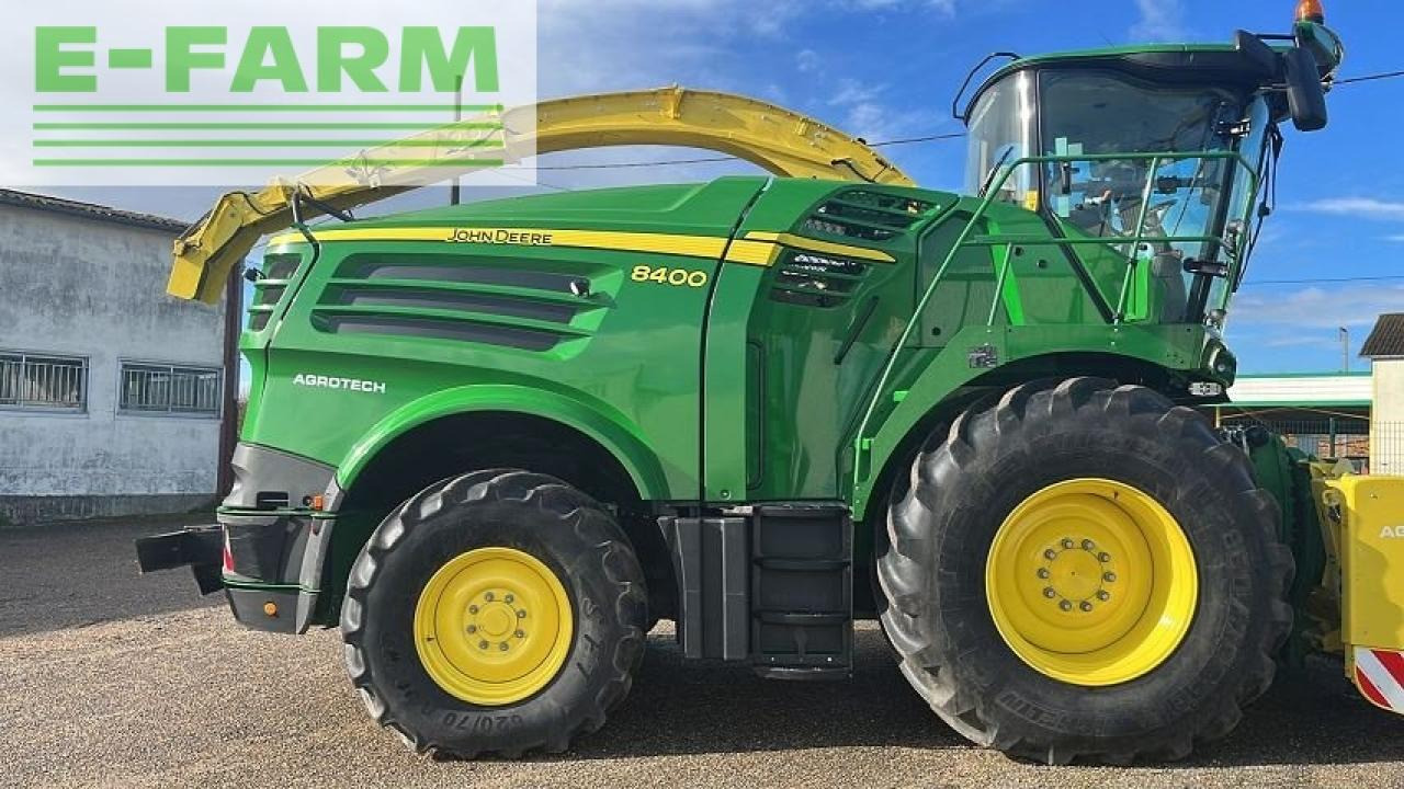 John Deere 8400 - Кормоуборочный комбайн: фото 1 John Deere 8400 - Кормоуборочный комбайн: фото 1