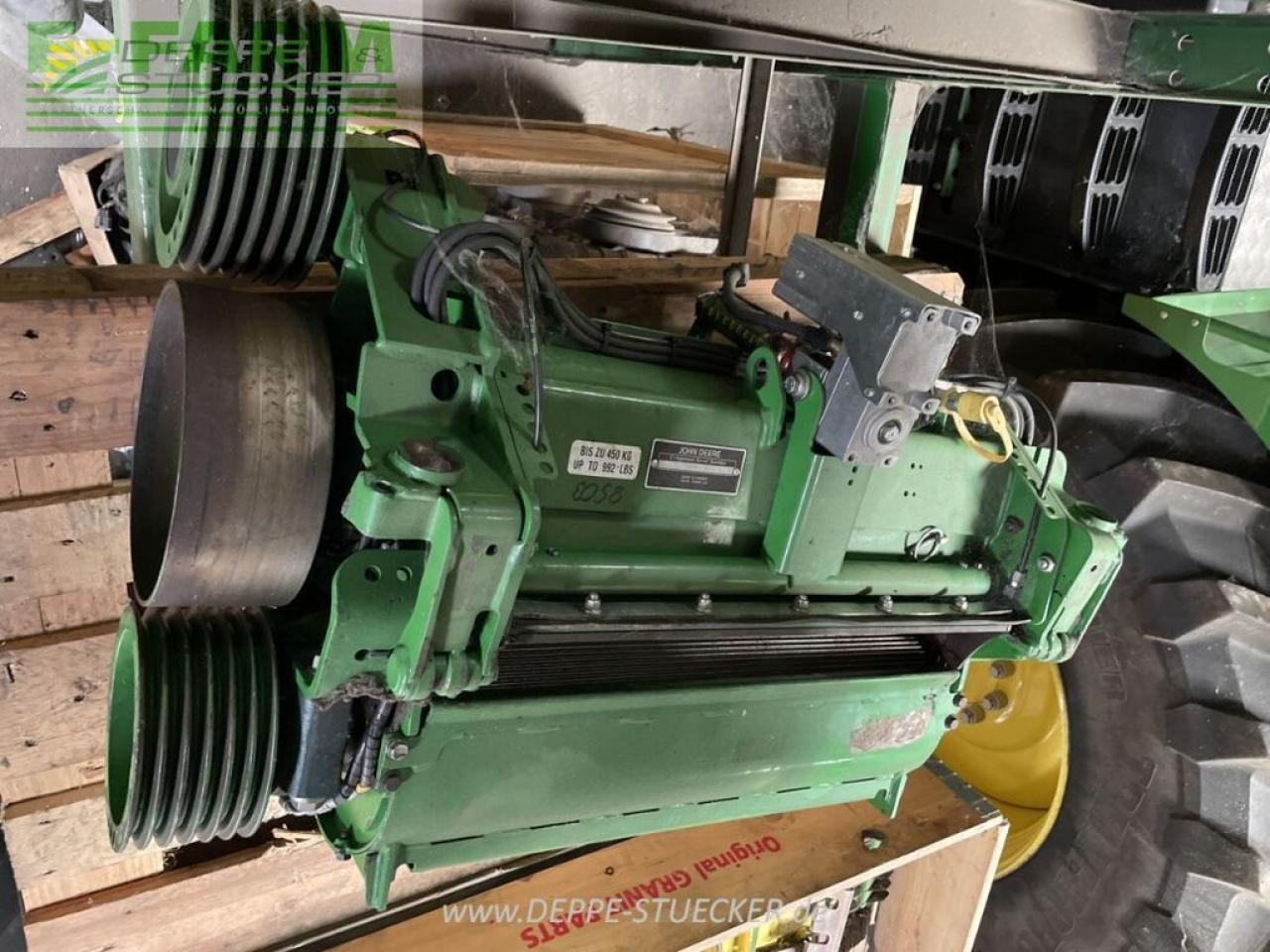 John Deere 8500i - Кормоуборочный комбайн: фото 2 John Deere 8500i - Кормоуборочный комбайн: фото 2