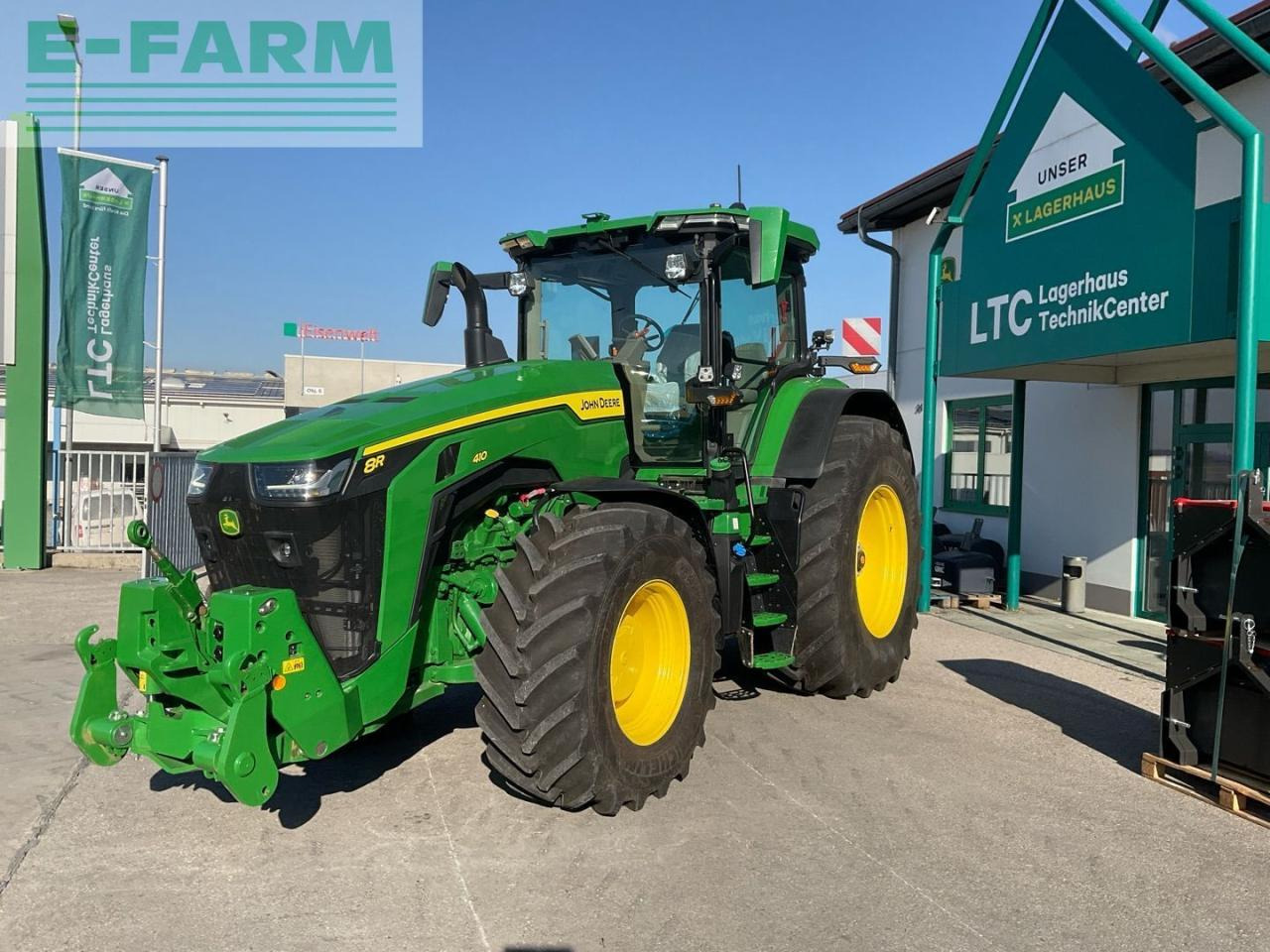 John Deere 8R 410 - Трактор: фото 1 John Deere 8R 410 - Трактор: фото 1