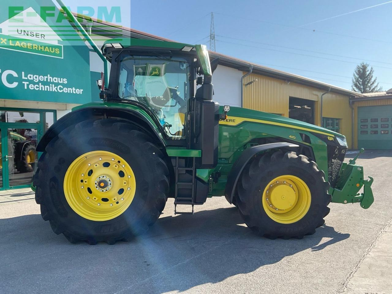 John Deere 8R 410 - Трактор: фото 5 John Deere 8R 410 - Трактор: фото 5