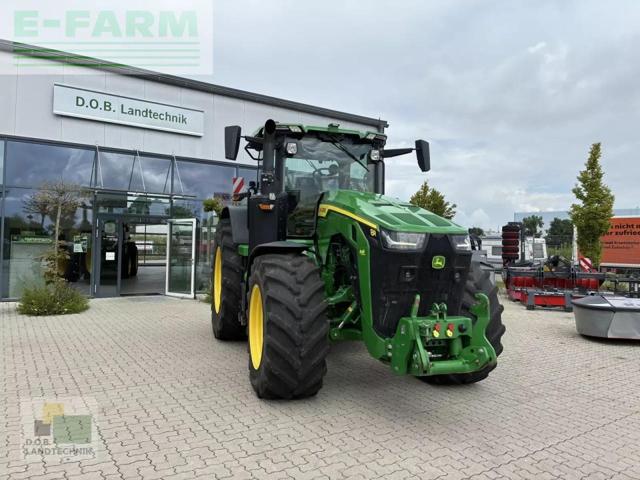 John Deere 8r 310 - Трактор: фото 2 John Deere 8r 310 - Трактор: фото 2