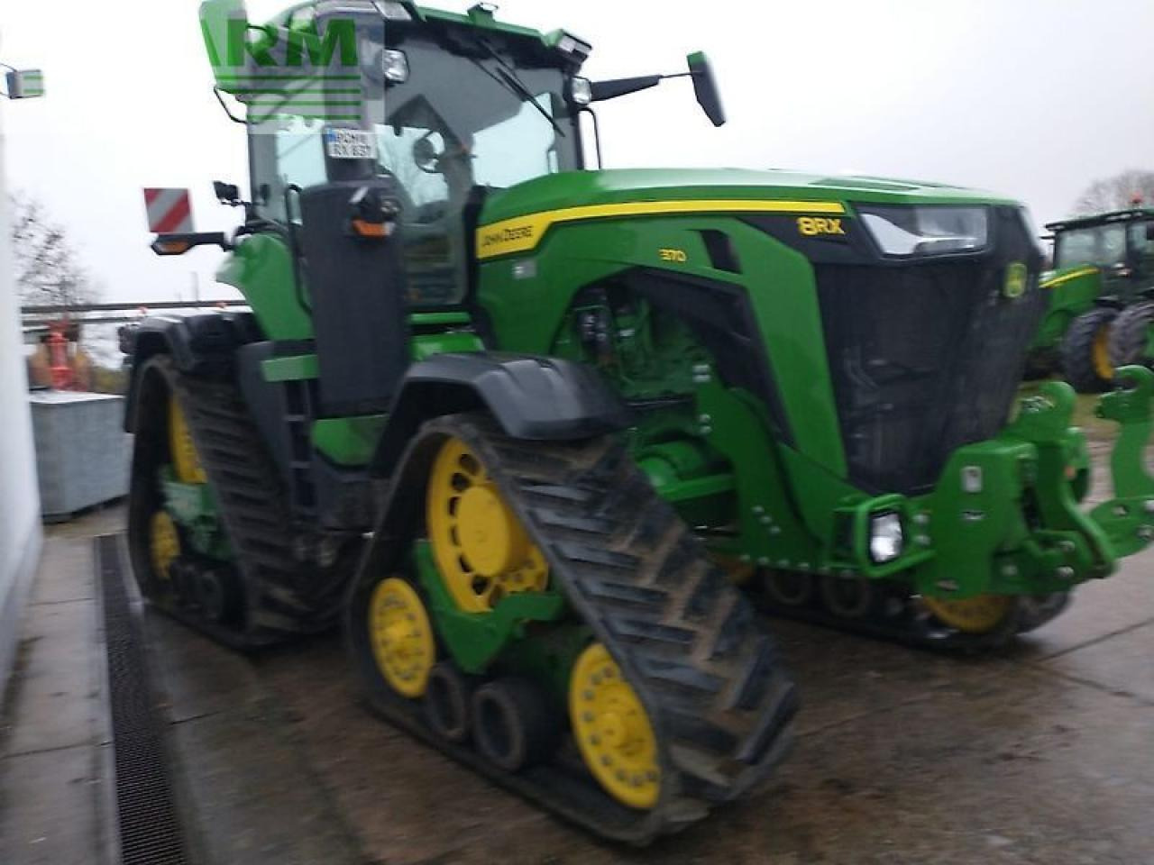 John Deere 8rx 370 my22 ap 40 - Трактор: фото 3 John Deere 8rx 370 my22 ap 40 - Трактор: фото 3