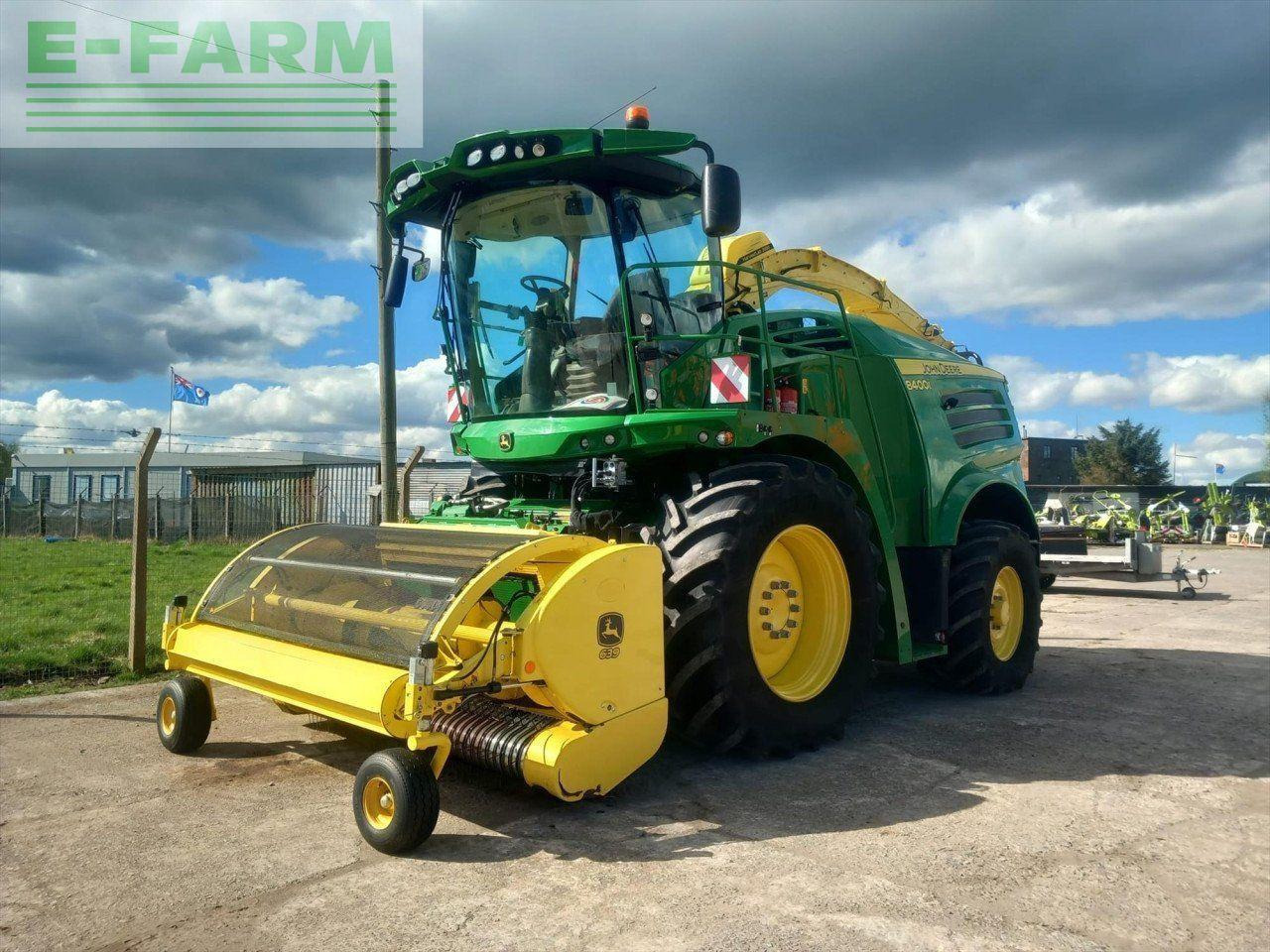 John Deere USED 8400I - Кормоуборочный комбайн: фото 2 John Deere USED 8400I - Кормоуборочный комбайн: фото 2