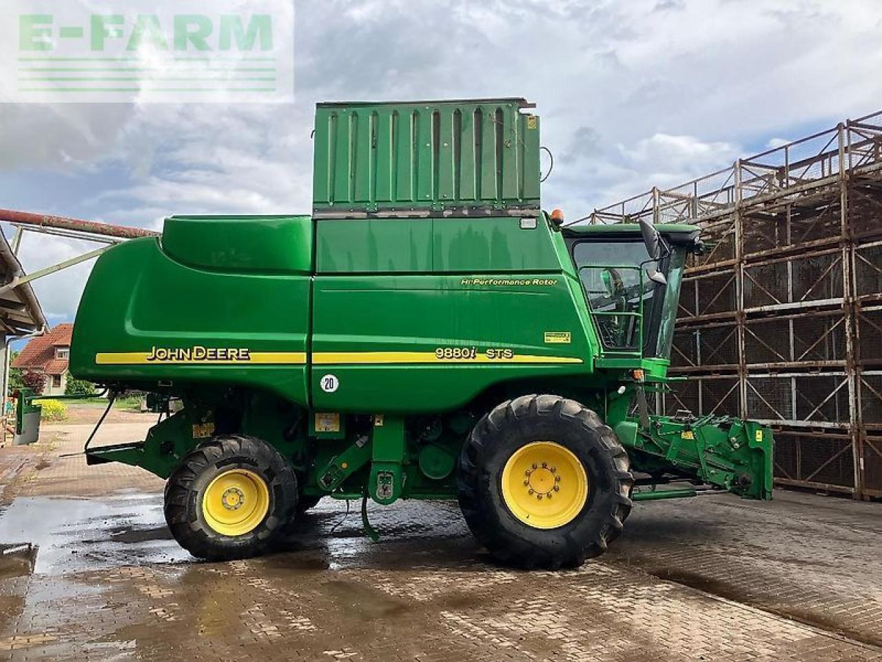 John Deere john deere 9880i sts - Зерноуборочный комбайн: фото 2 John Deere john deere 9880i sts - Зерноуборочный комбайн: фото 2