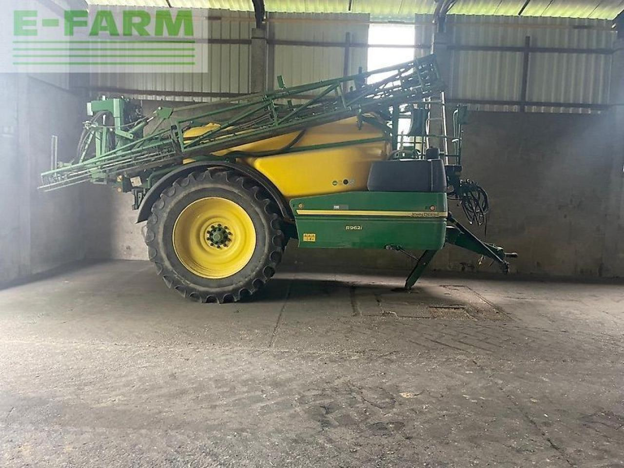 John Deere r962i my15 24m - Прицепной опрыскиватель: фото 2 John Deere r962i my15 24m - Прицепной опрыскиватель: фото 2