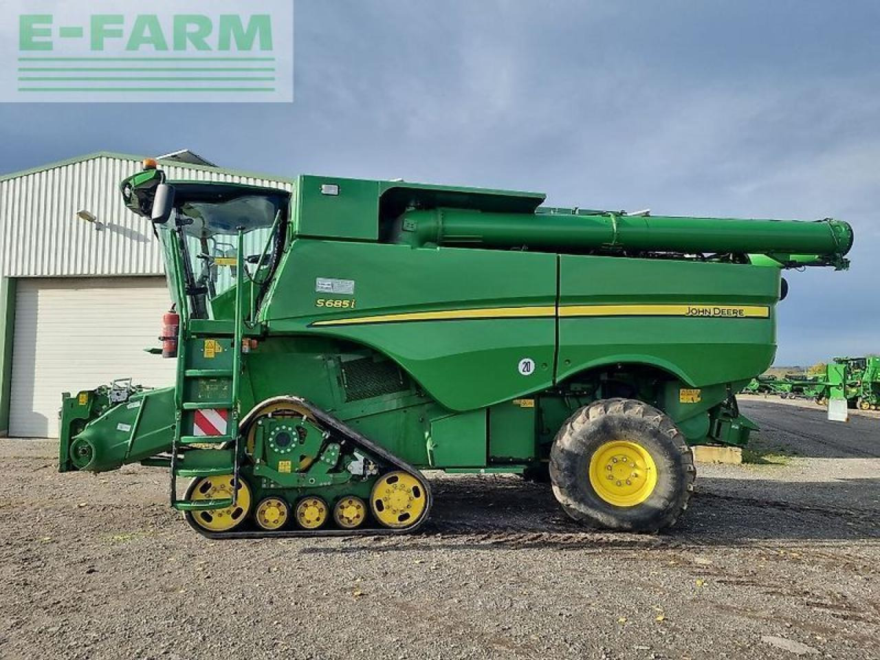 John Deere s685i my16 prod 20 - Зерноуборочный комбайн: фото 1 John Deere s685i my16 prod 20 - Зерноуборочный комбайн: фото 1