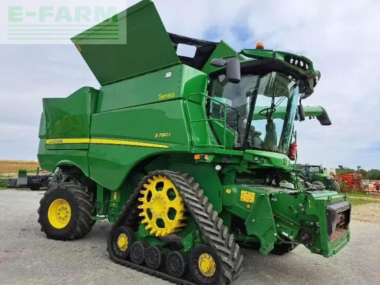 John Deere s780 - Зерноуборочный комбайн: фото 1 John Deere s780 - Зерноуборочный комбайн: фото 1