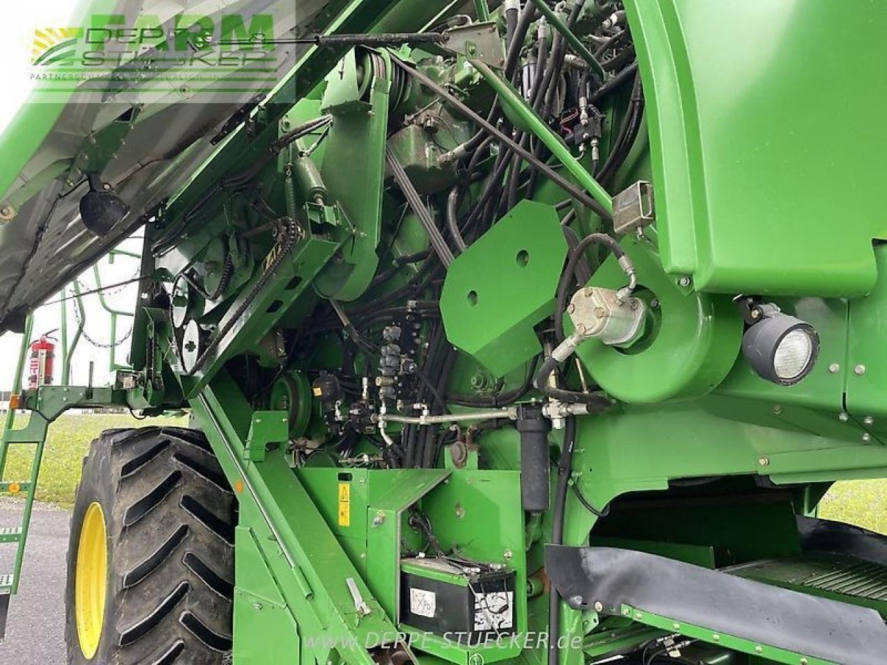 Зерноуборочный комбайн John Deere t560 hillmaster mit 620r und rapstisch: фото 11 Зерноуборочный комбайн John Deere t560 hillmaster mit 620r und rapstisch: фото 11