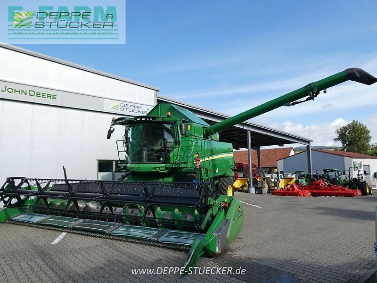 John Deere t660 ll autotrac + 625 premiumflow + sww - Зерноуборочный комбайн: фото 1 John Deere t660 ll autotrac + 625 premiumflow + sww - Зерноуборочный комбайн: фото 1