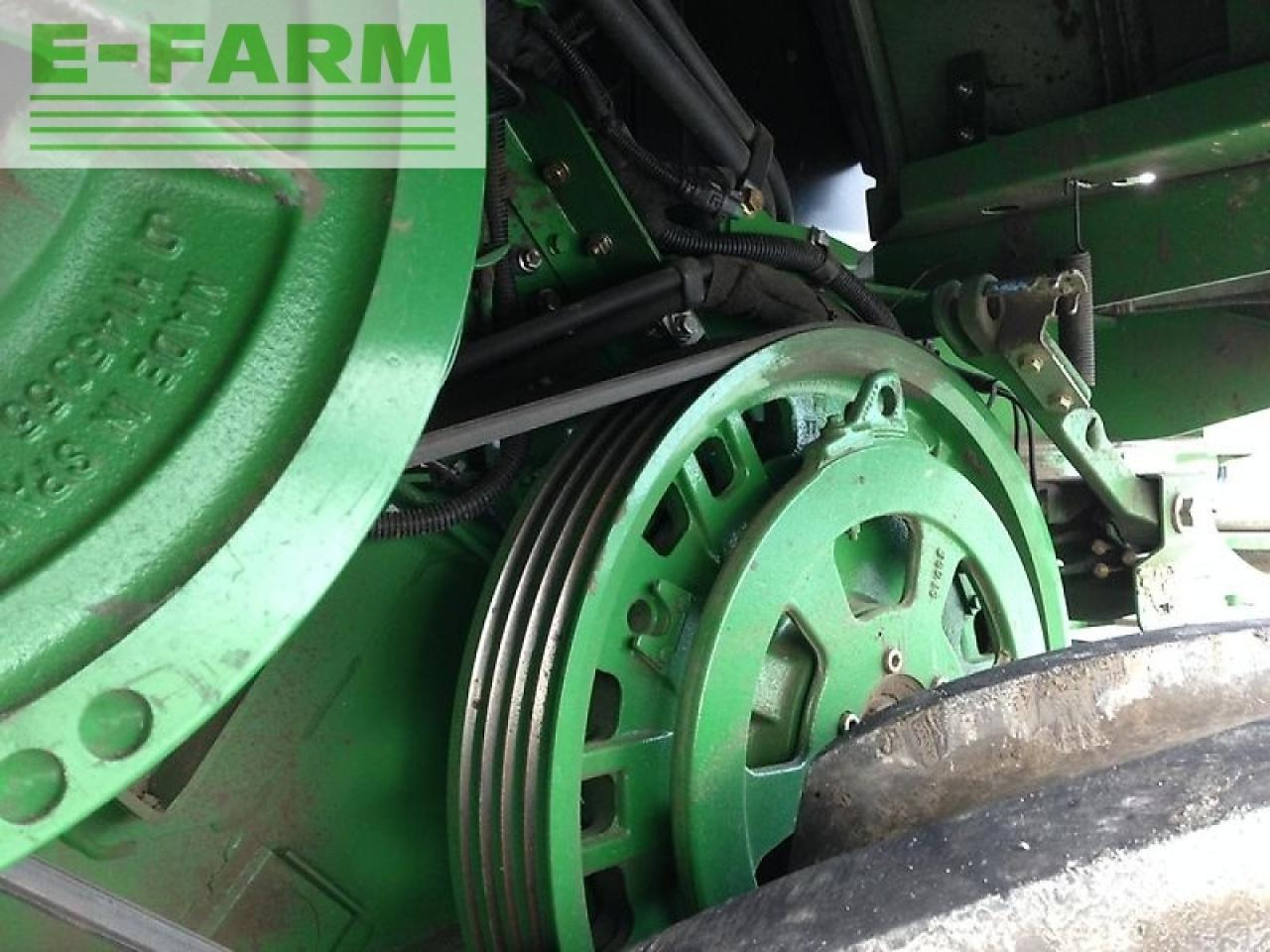 John Deere t660 mit 630x schneidwerk - Зерноуборочный комбайн: фото 5 John Deere t660 mit 630x schneidwerk - Зерноуборочный комбайн: фото 5