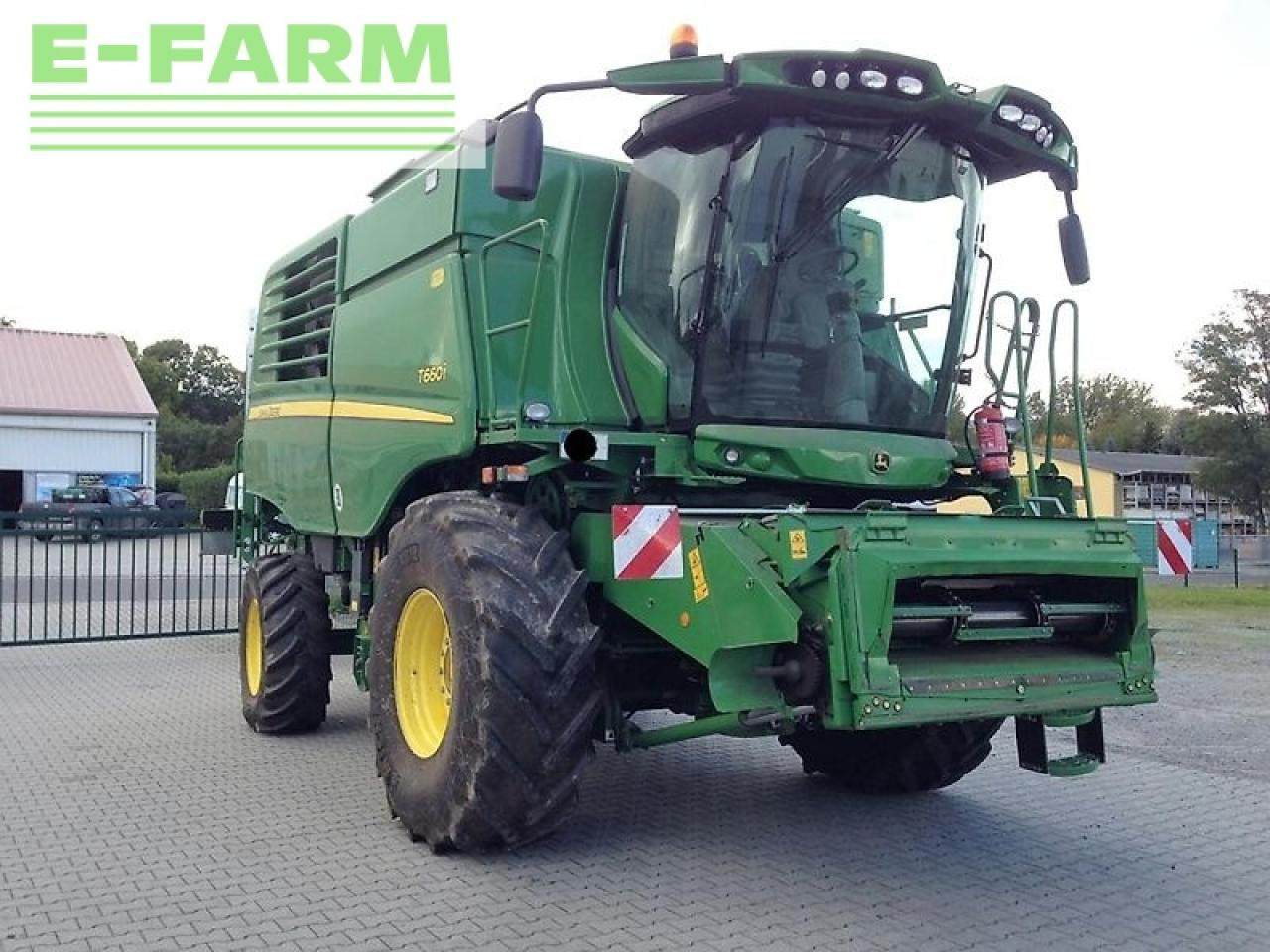 John Deere t660 mit 630x schneidwerk - Зерноуборочный комбайн: фото 2 John Deere t660 mit 630x schneidwerk - Зерноуборочный комбайн: фото 2