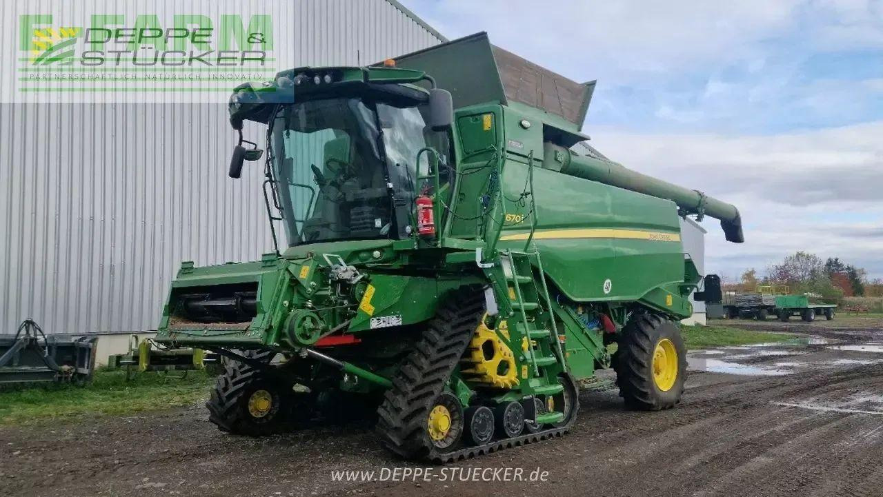 John Deere t670 raupe mit rd30f, sww, pgpp - Зерноуборочный комбайн: фото 1 John Deere t670 raupe mit rd30f, sww, pgpp - Зерноуборочный комбайн: фото 1