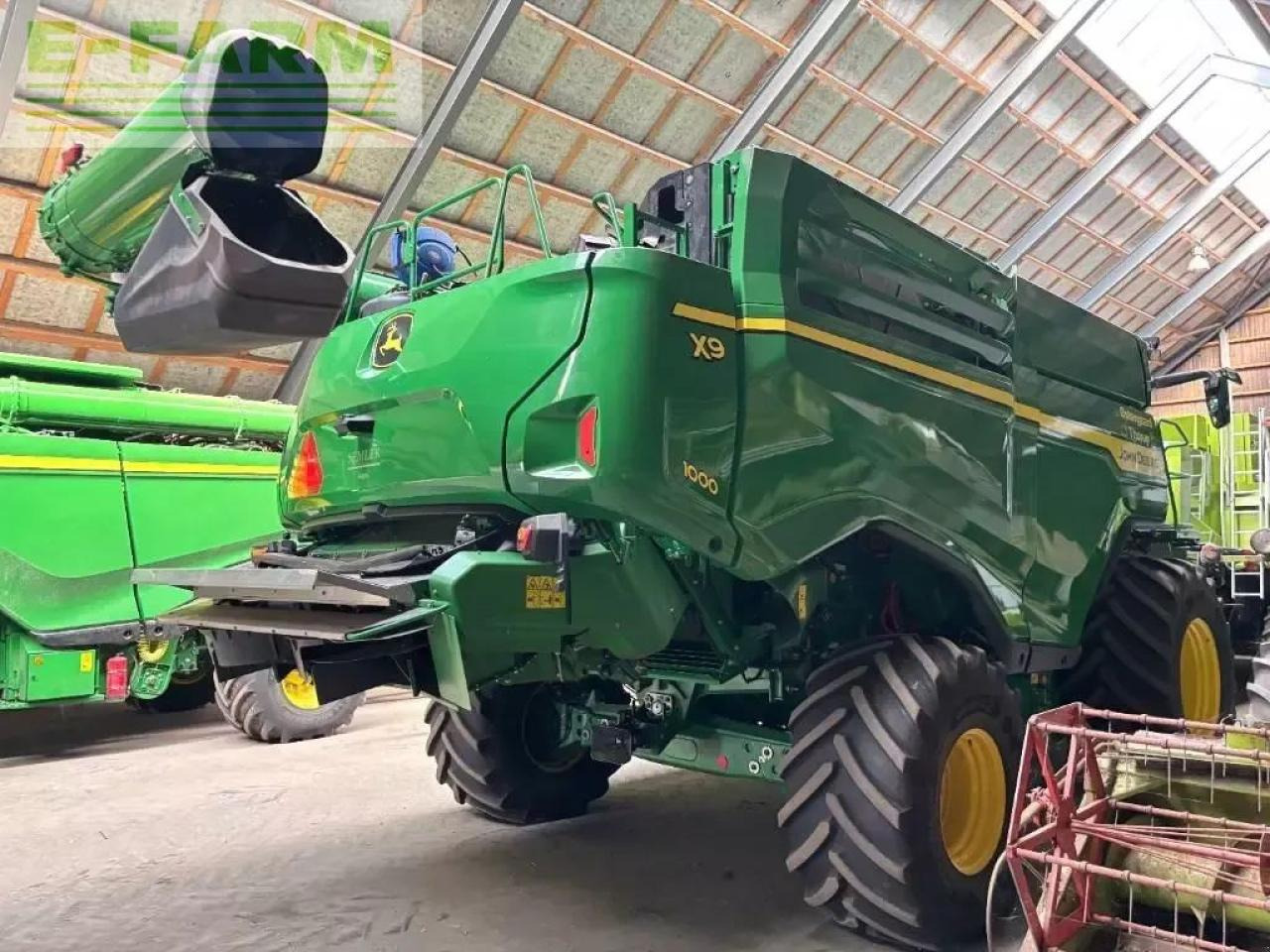 John Deere x9 1000 - Зерноуборочный комбайн: фото 3 John Deere x9 1000 - Зерноуборочный комбайн: фото 3