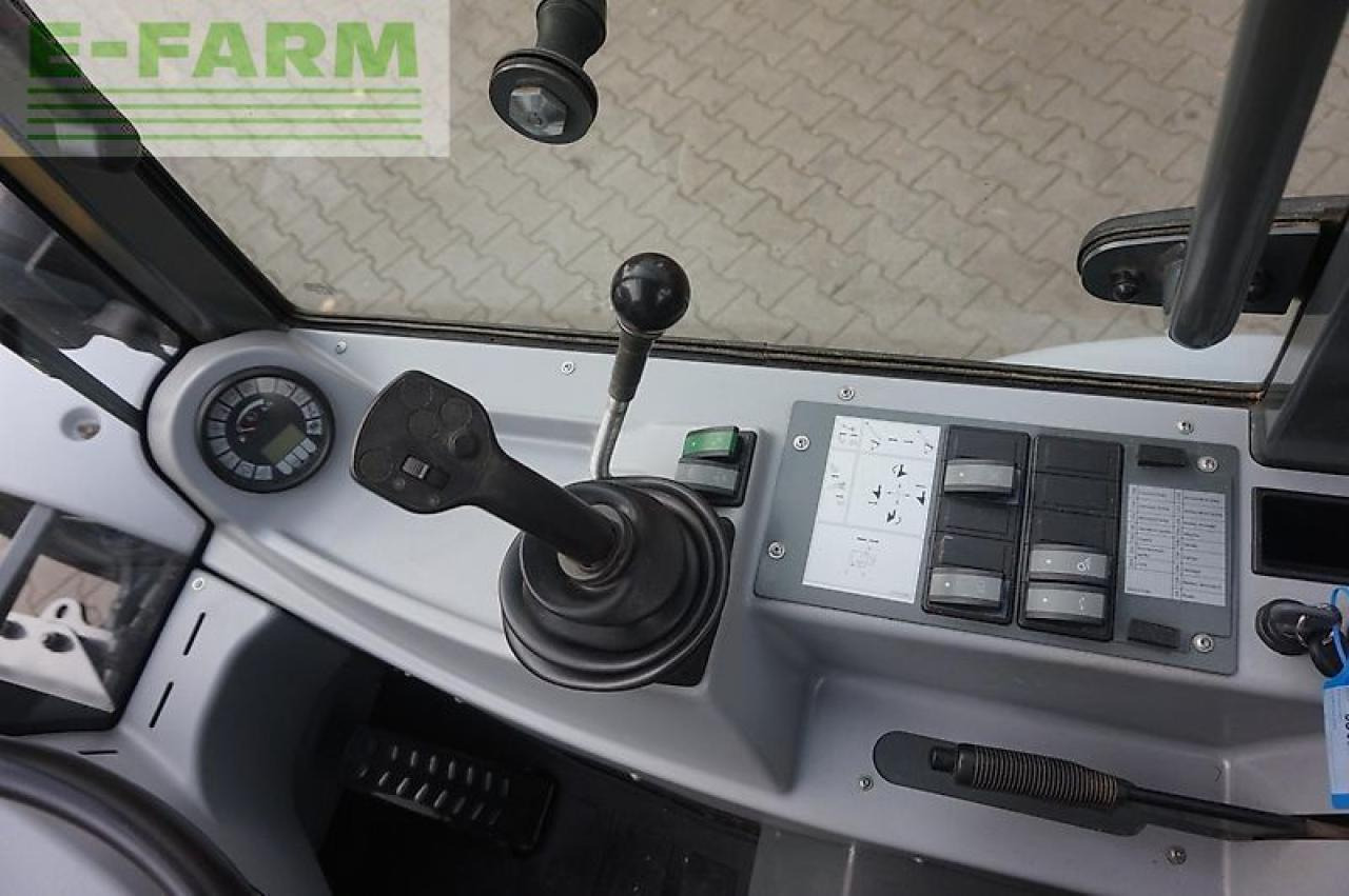 Kramer 750 - Мини-экскаватор: фото 5 Kramer 750 - Мини-экскаватор: фото 5