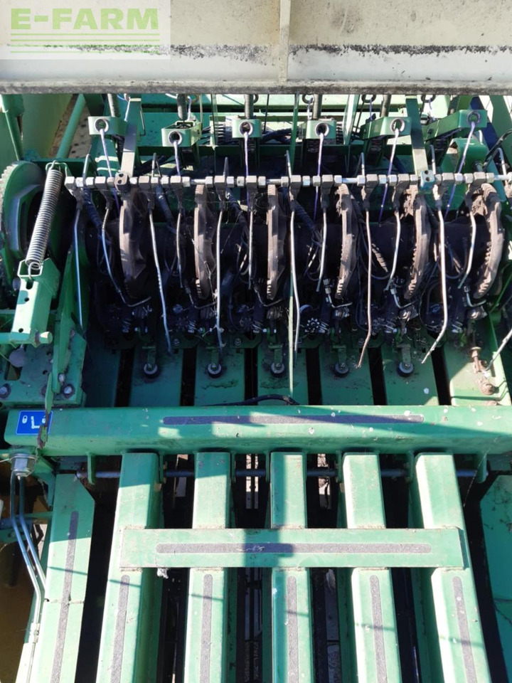 Krone Big Pack 12130 - Пресс-подборщик тюковый: фото 3 Krone Big Pack 12130 - Пресс-подборщик тюковый: фото 3