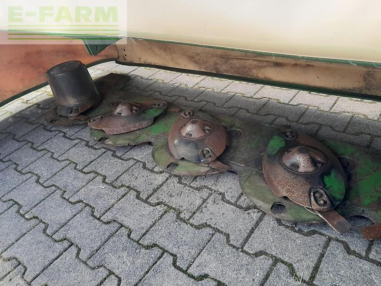 Krone easy cut r 320 - Косилка: фото 4 Krone easy cut r 320 - Косилка: фото 4