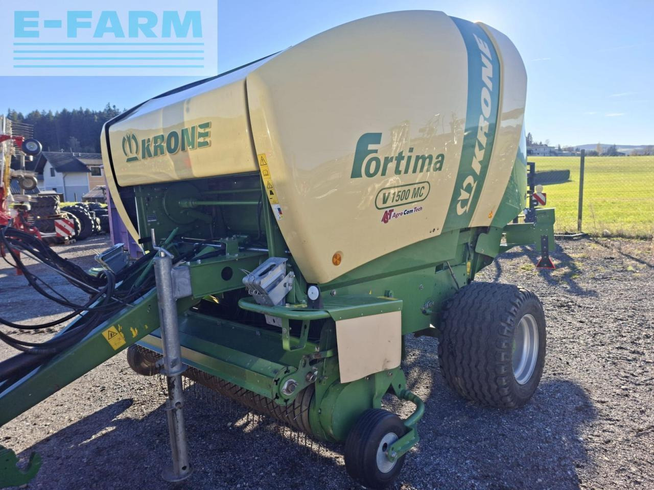 Krone fortima v 1500 mc - Пресс-подборщик тюковый: фото 1 Krone fortima v 1500 mc - Пресс-подборщик тюковый: фото 1