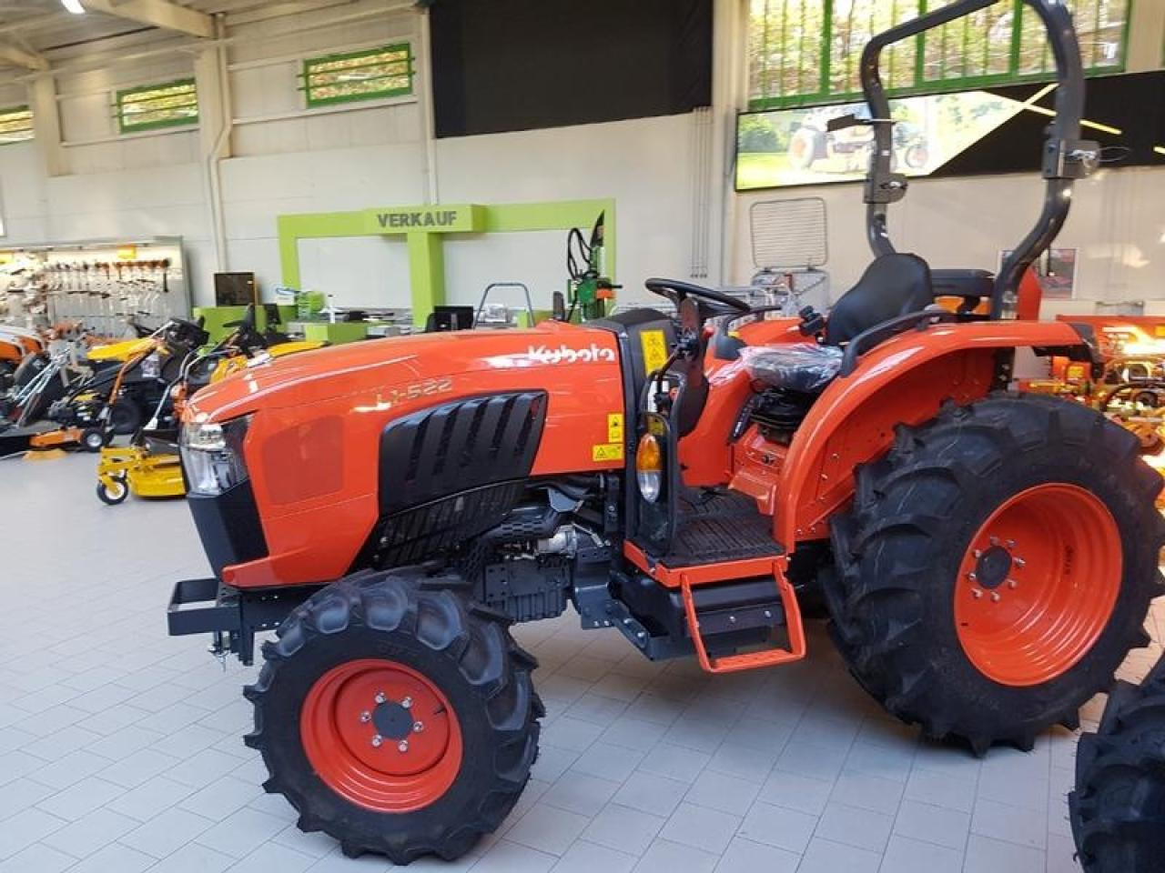 Kubota l1-522 - Трактор: фото 5 Kubota l1-522 - Трактор: фото 5