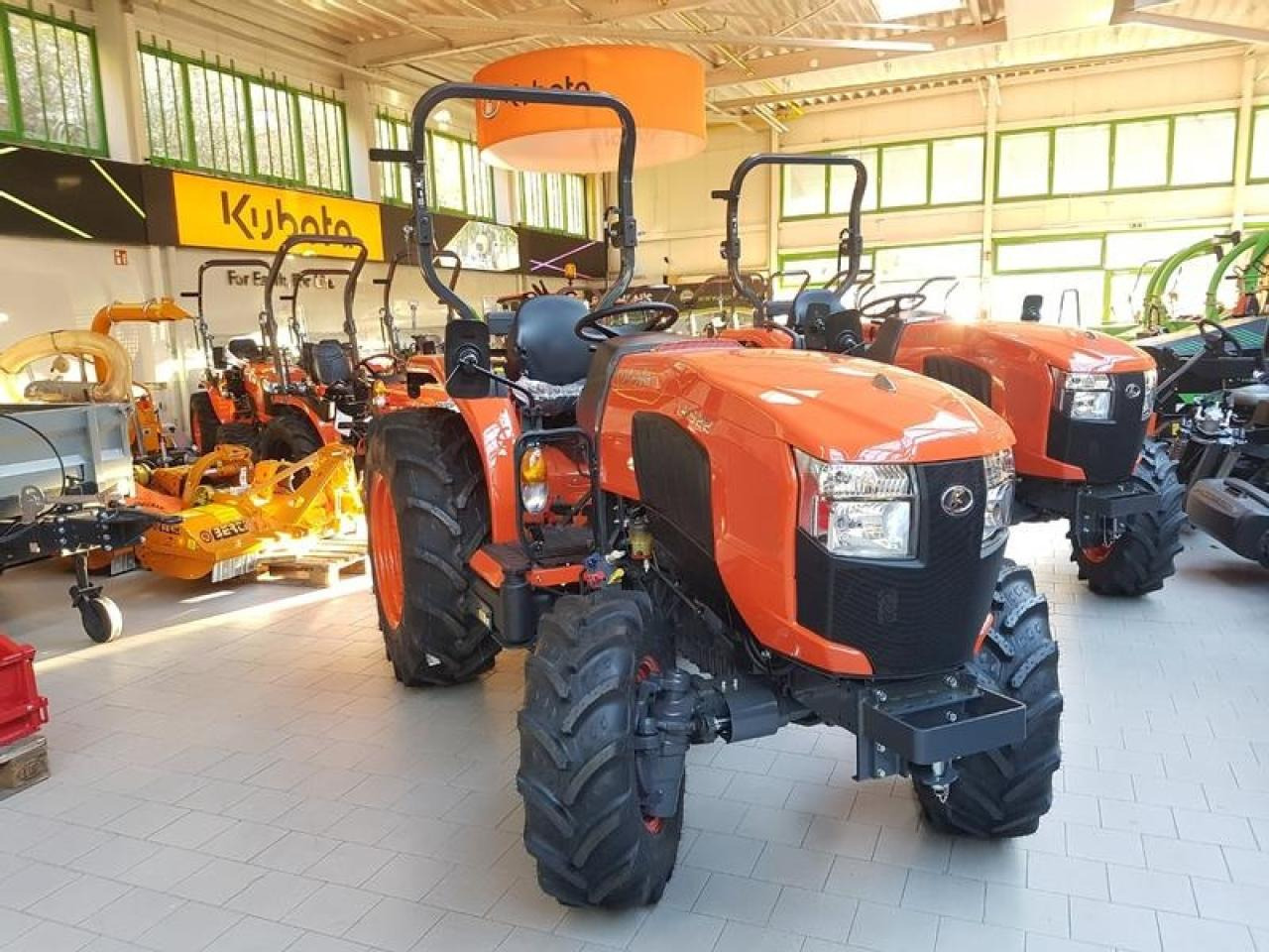 Kubota l1-522 - Трактор: фото 3 Kubota l1-522 - Трактор: фото 3