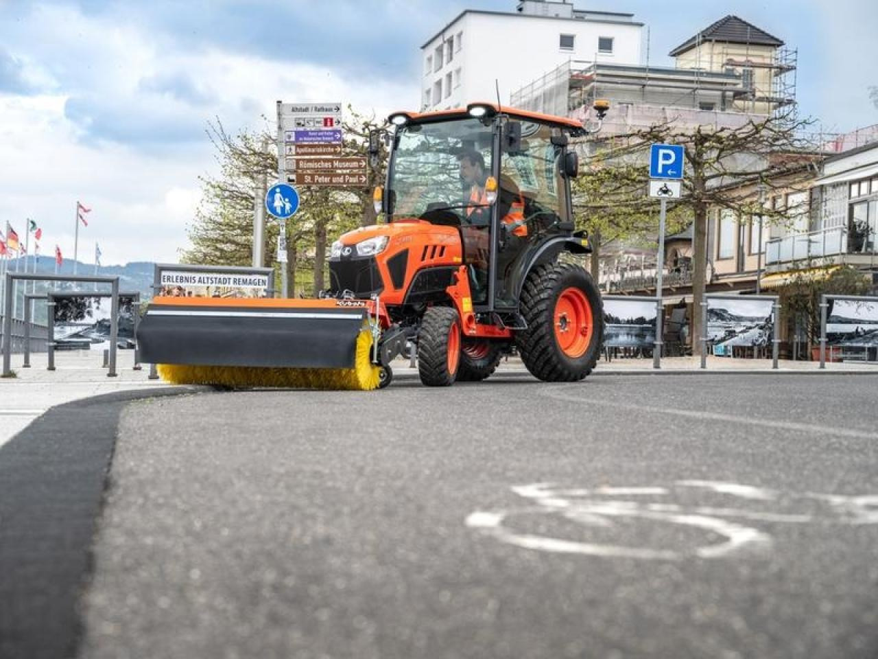 Kubota lx351 cab - Трактор: фото 2 Kubota lx351 cab - Трактор: фото 2