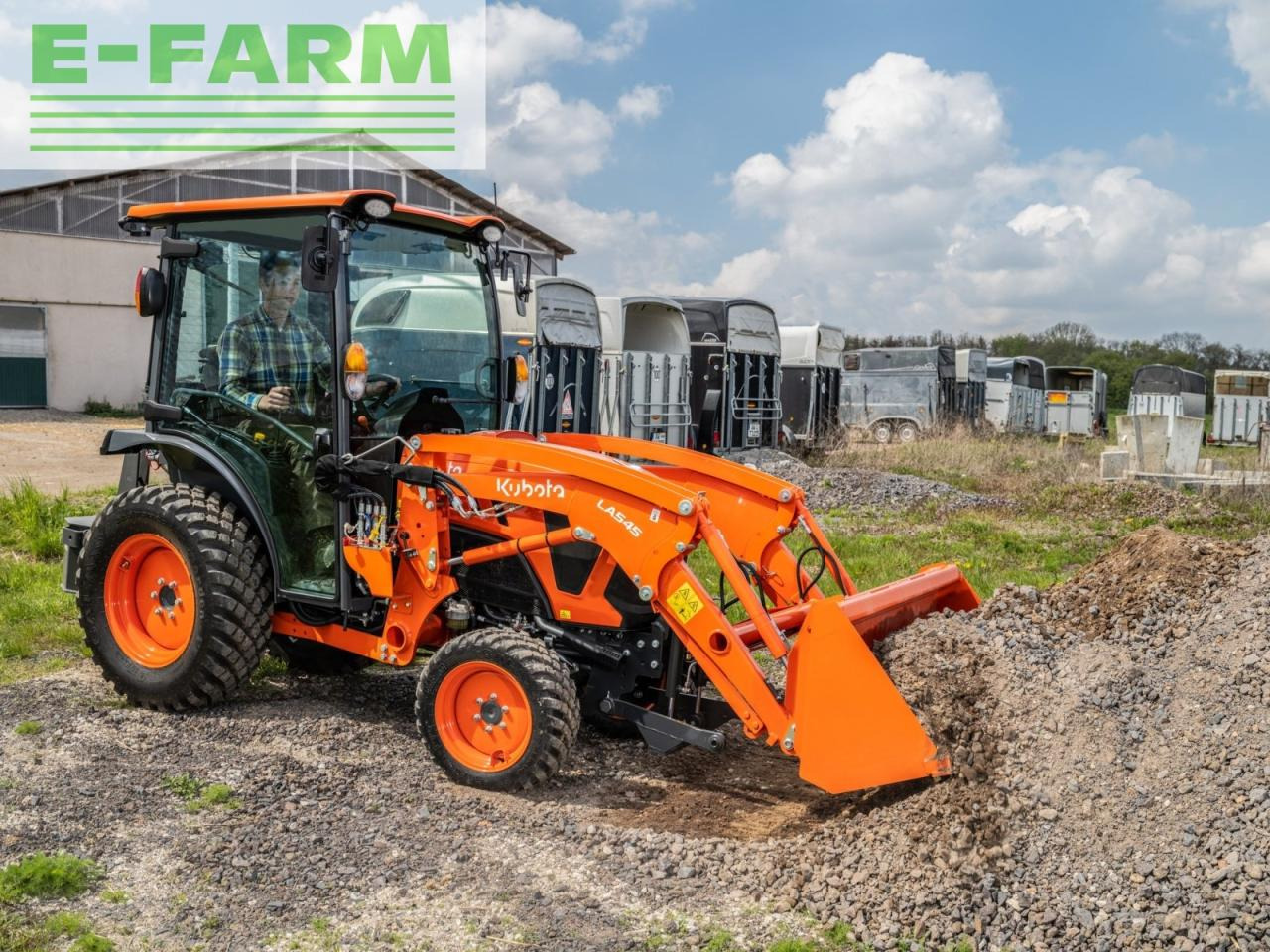 Трактор Kubota lx351 cab ab 0,99%: фото 14 Трактор Kubota lx351 cab ab 0,99%: фото 14