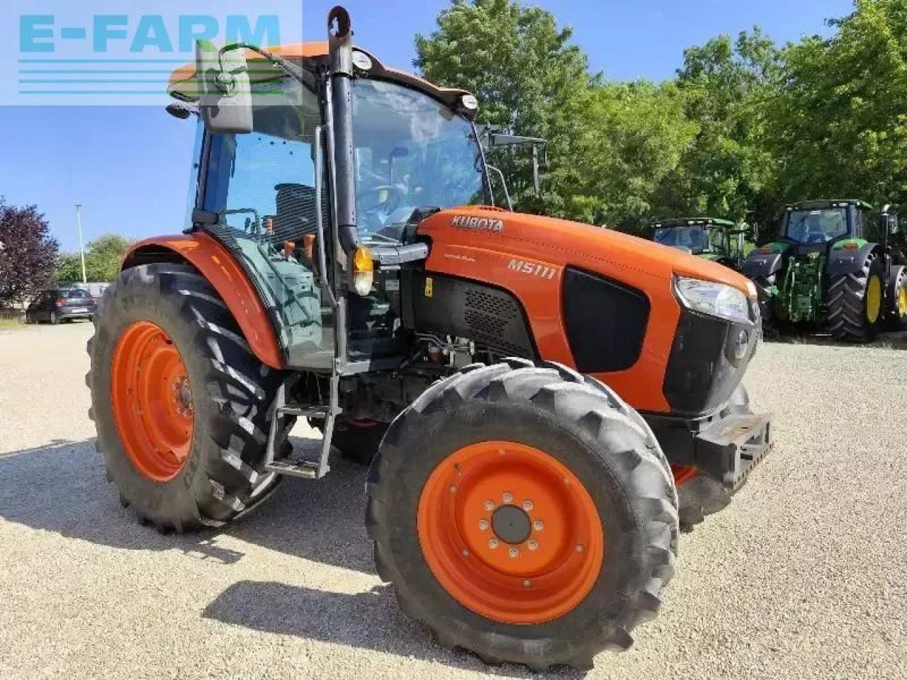 Kubota m 5111 - Трактор: фото 2 Kubota m 5111 - Трактор: фото 2