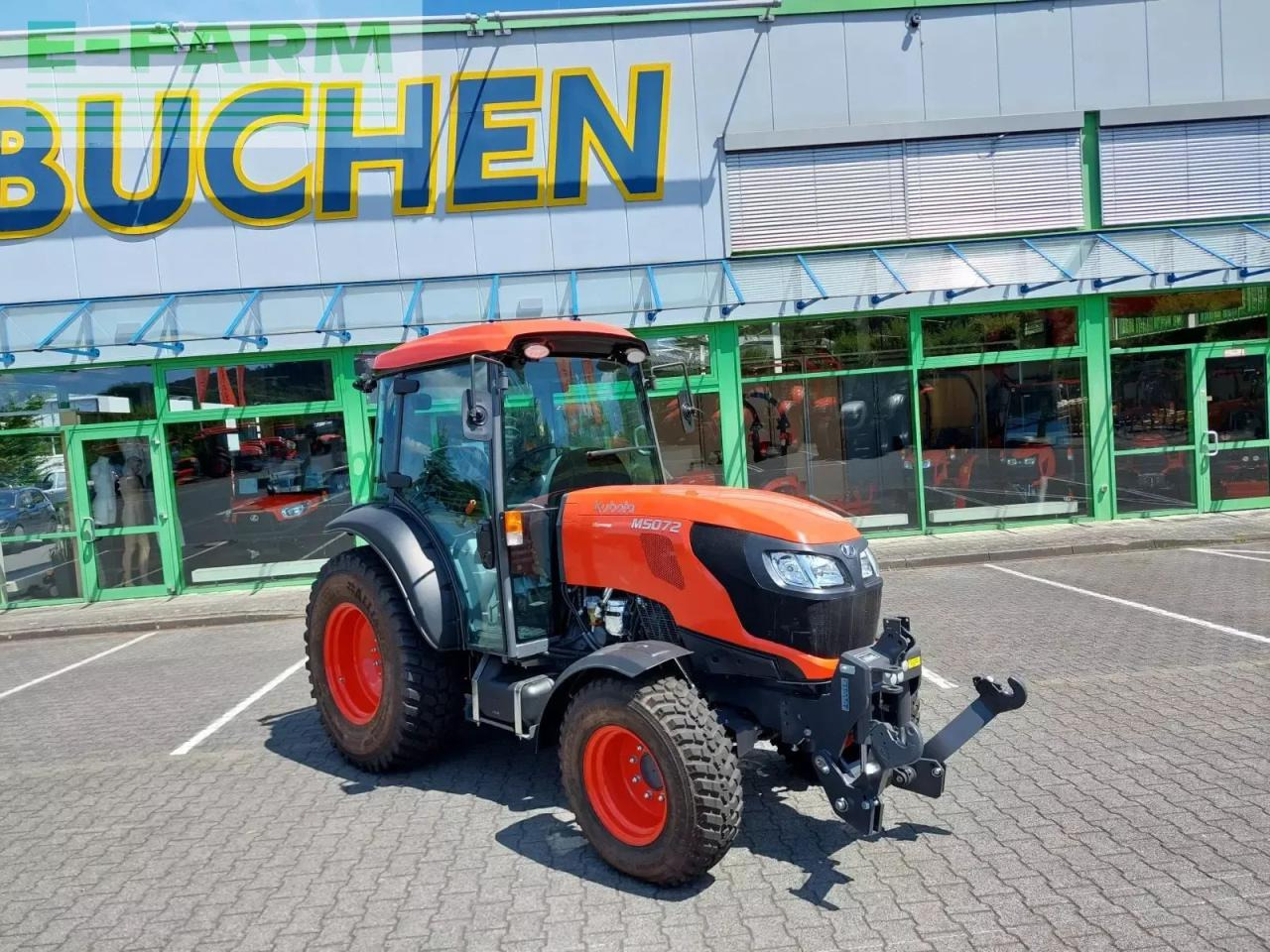 Kubota m5-072 narrow cab - Трактор: фото 5 Kubota m5-072 narrow cab - Трактор: фото 5
