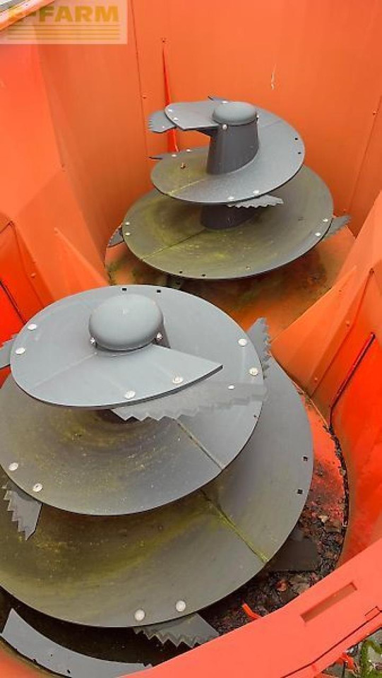 Kuhn profile 14.2 ds - Инвентарь для животноводства: фото 4 Kuhn profile 14.2 ds - Инвентарь для животноводства: фото 4