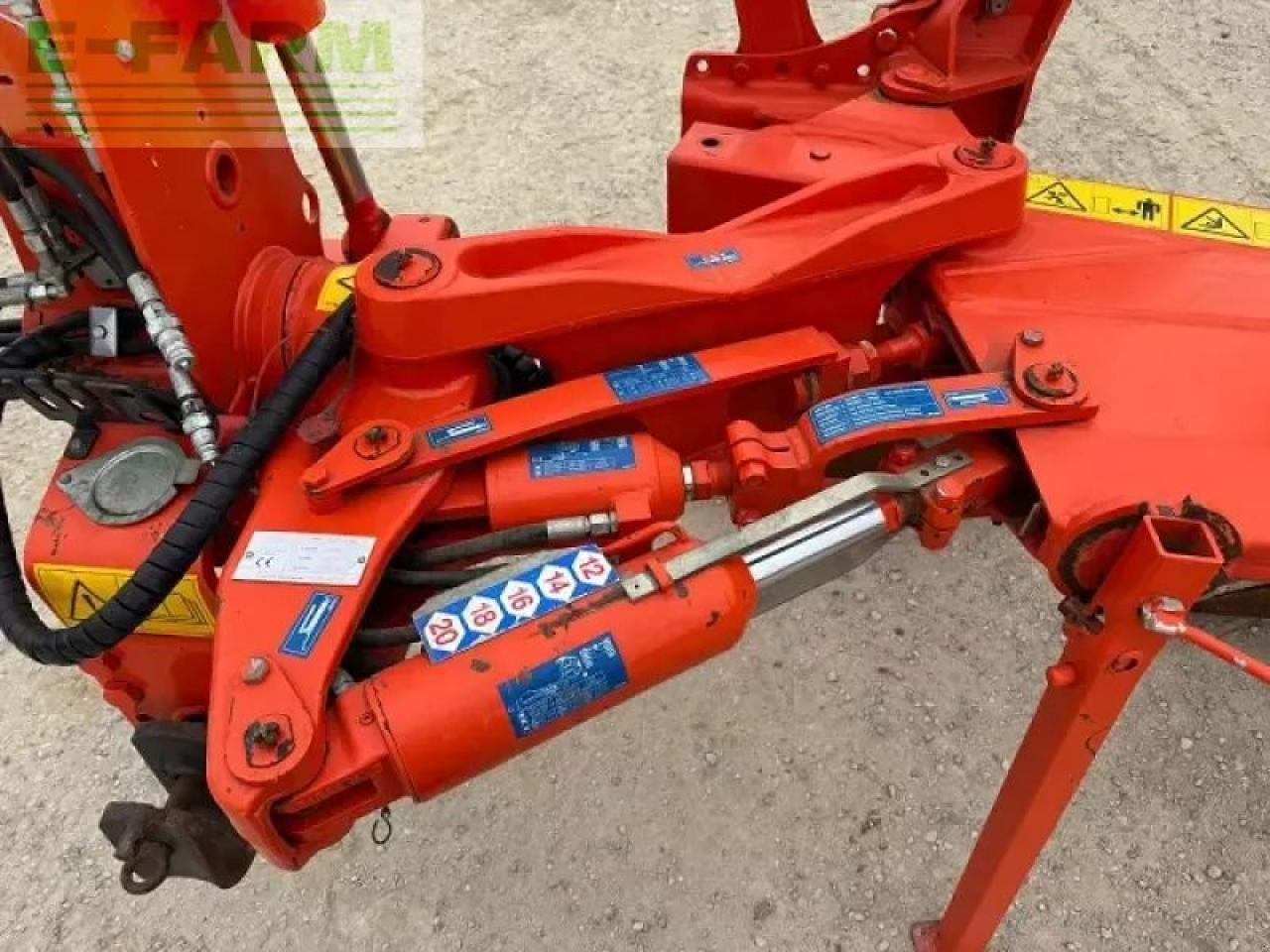 Kuhn vari-m 123 - Плуг: фото 5 Kuhn vari-m 123 - Плуг: фото 5