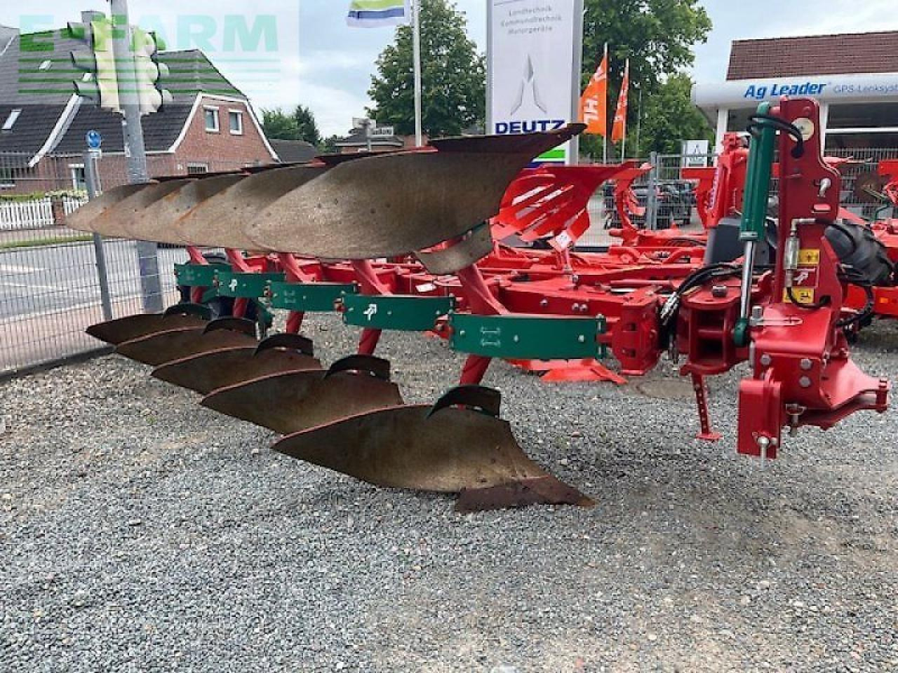 Kverneland 3300 s variomat - Плуг: фото 1 Kverneland 3300 s variomat - Плуг: фото 1