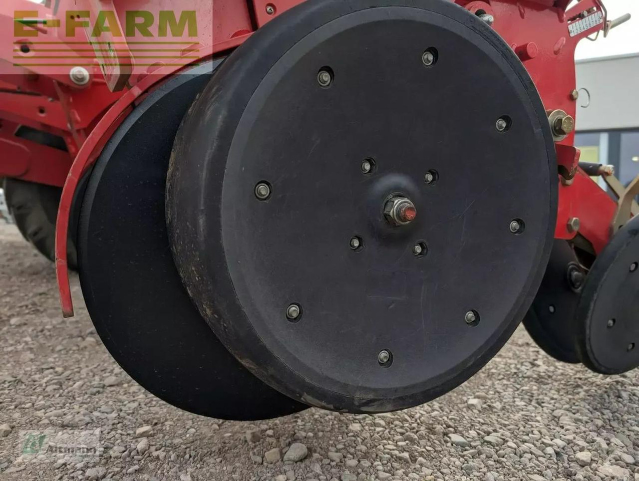 Kverneland optima tf profi 8reihig, mikrogranulatstreuer - Сеялка точного высева: фото 4 Kverneland optima tf profi 8reihig, mikrogranulatstreuer - Сеялка точного высева: фото 4