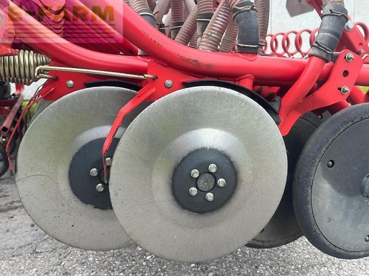 Сеялка Kverneland u drill 600: фото 14 Сеялка Kverneland u drill 600: фото 14