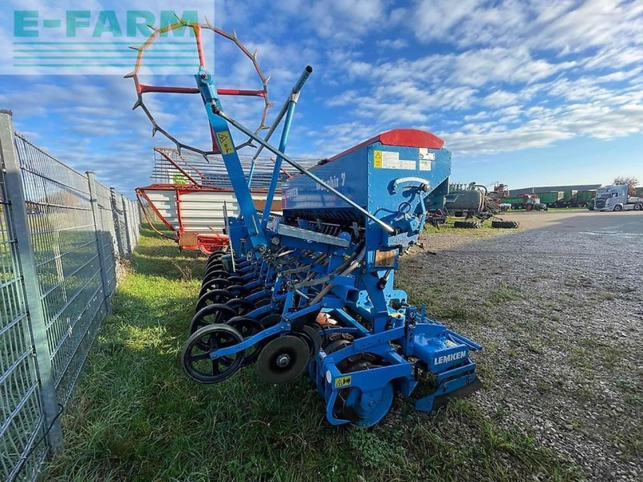 Lemken zirkon 9/300 u. saphir 7 ds 30 - Сеялка: фото 4 Lemken zirkon 9/300 u. saphir 7 ds 30 - Сеялка: фото 4