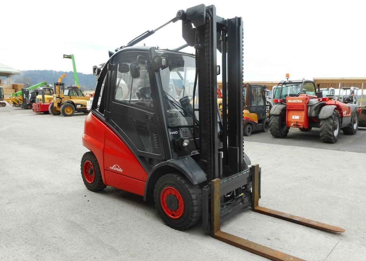 Linde h40d mit vollkabine + rußfilter + seitenschieber - Вилочный погрузчик: фото 5 Linde h40d mit vollkabine + rußfilter + seitenschieber - Вилочный погрузчик: фото 5
